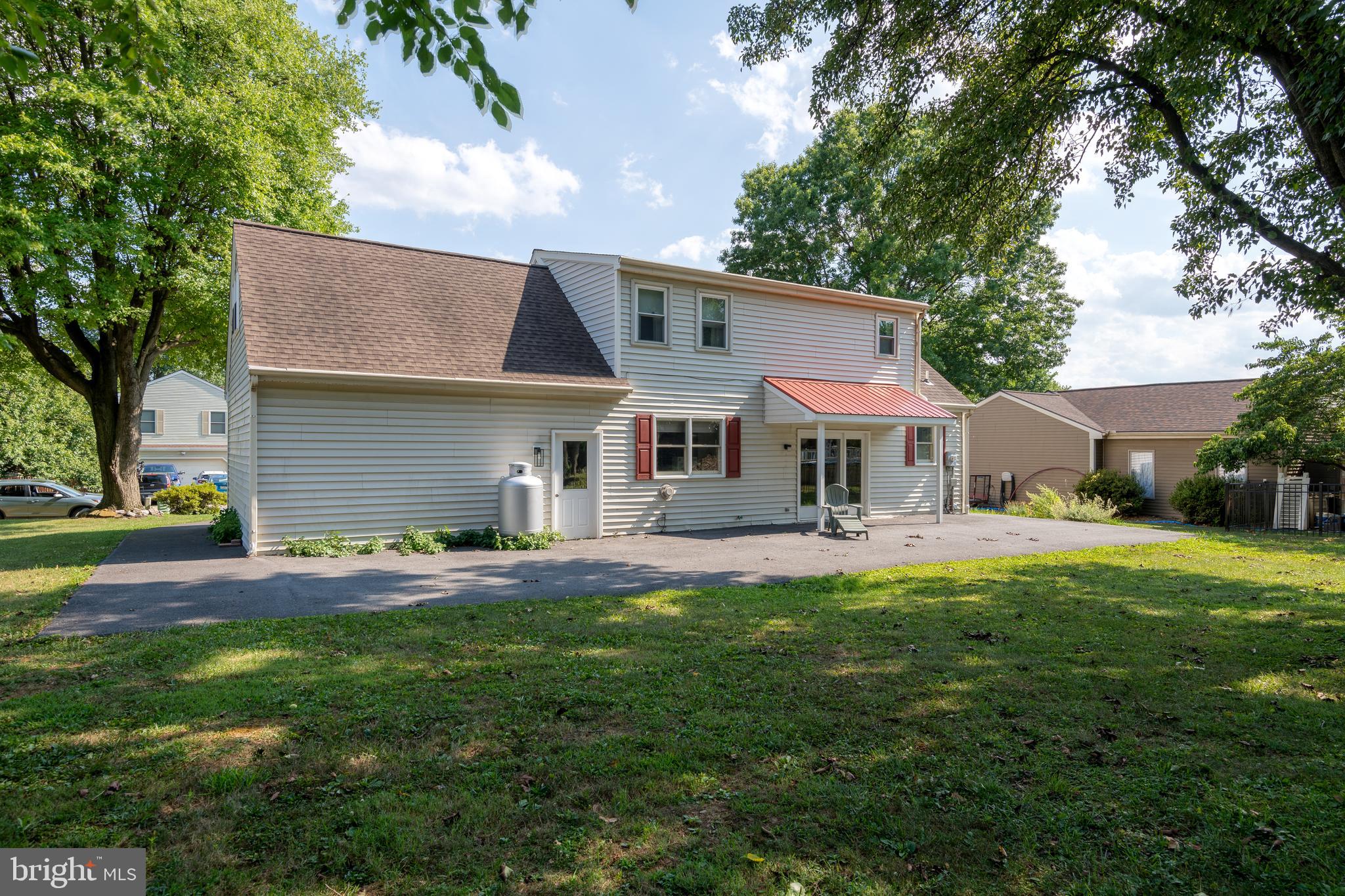 1611 Kauffman Rd