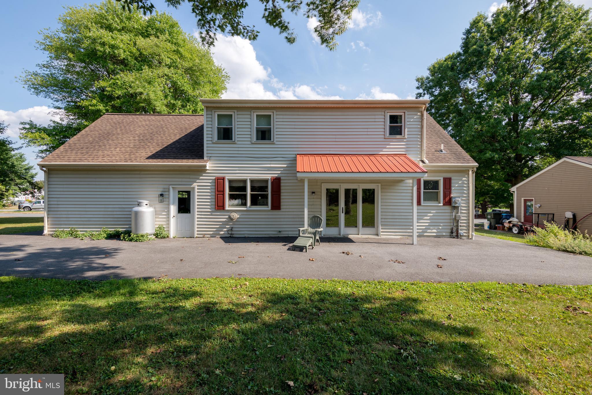 1611 Kauffman Rd