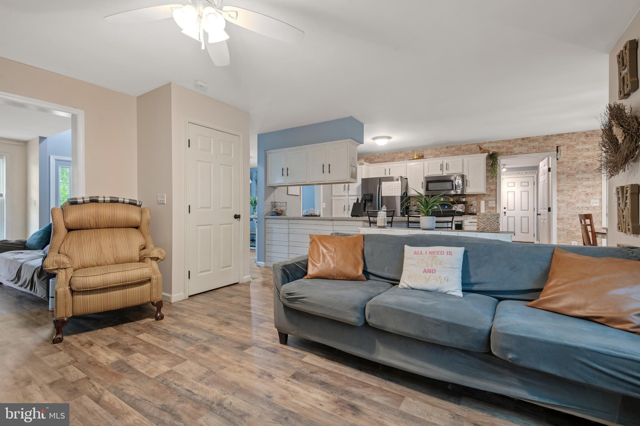 122 N Summit Ave