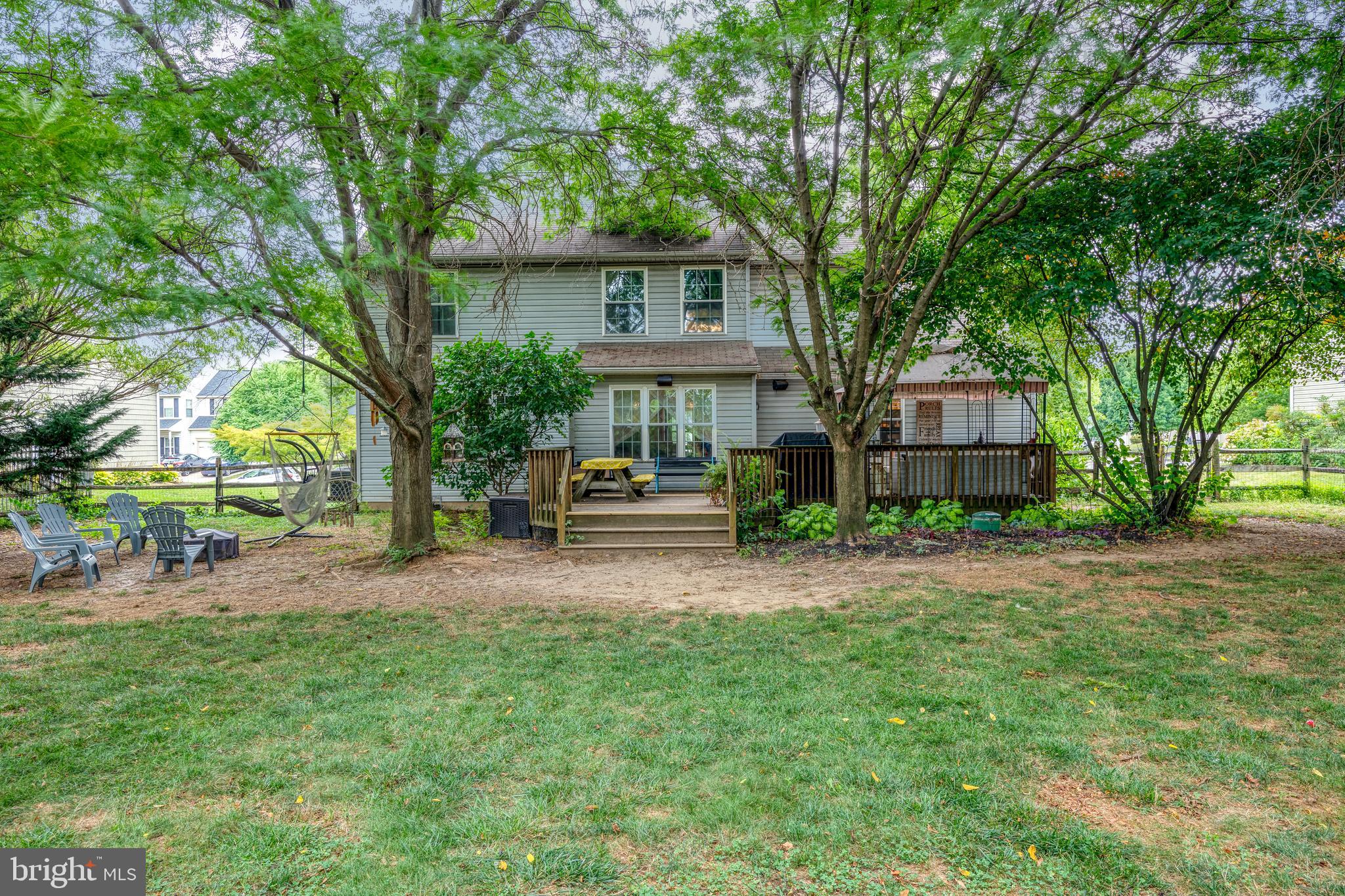 122 N Summit Ave