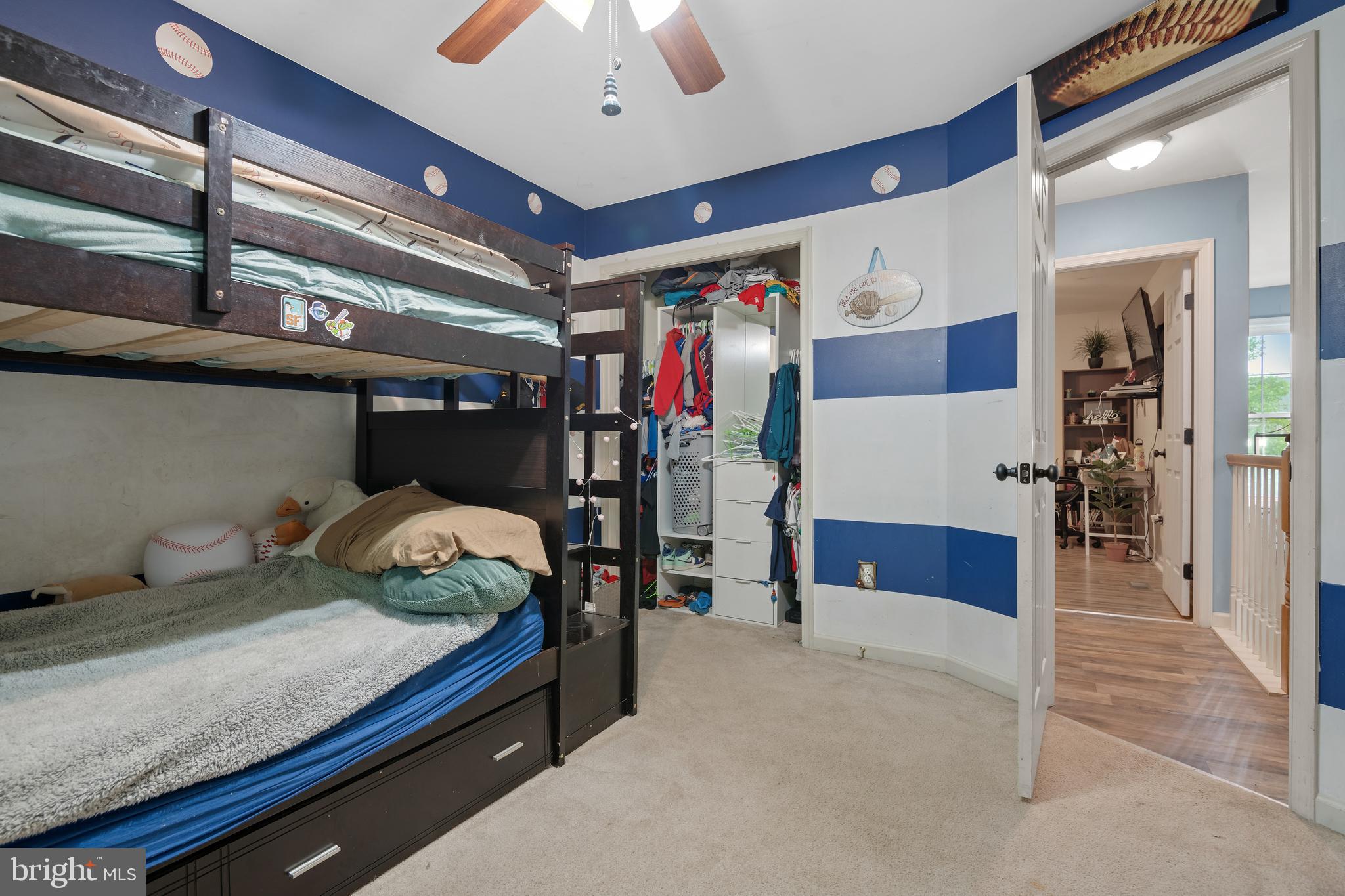 122 N Summit Ave