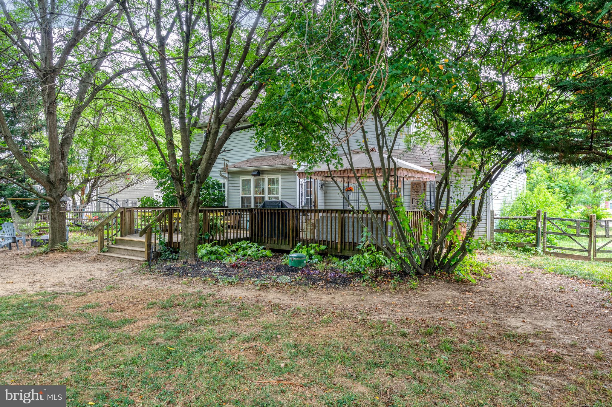 122 N Summit Ave