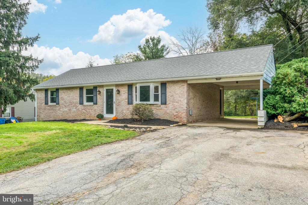 5464 Strasburg Rd