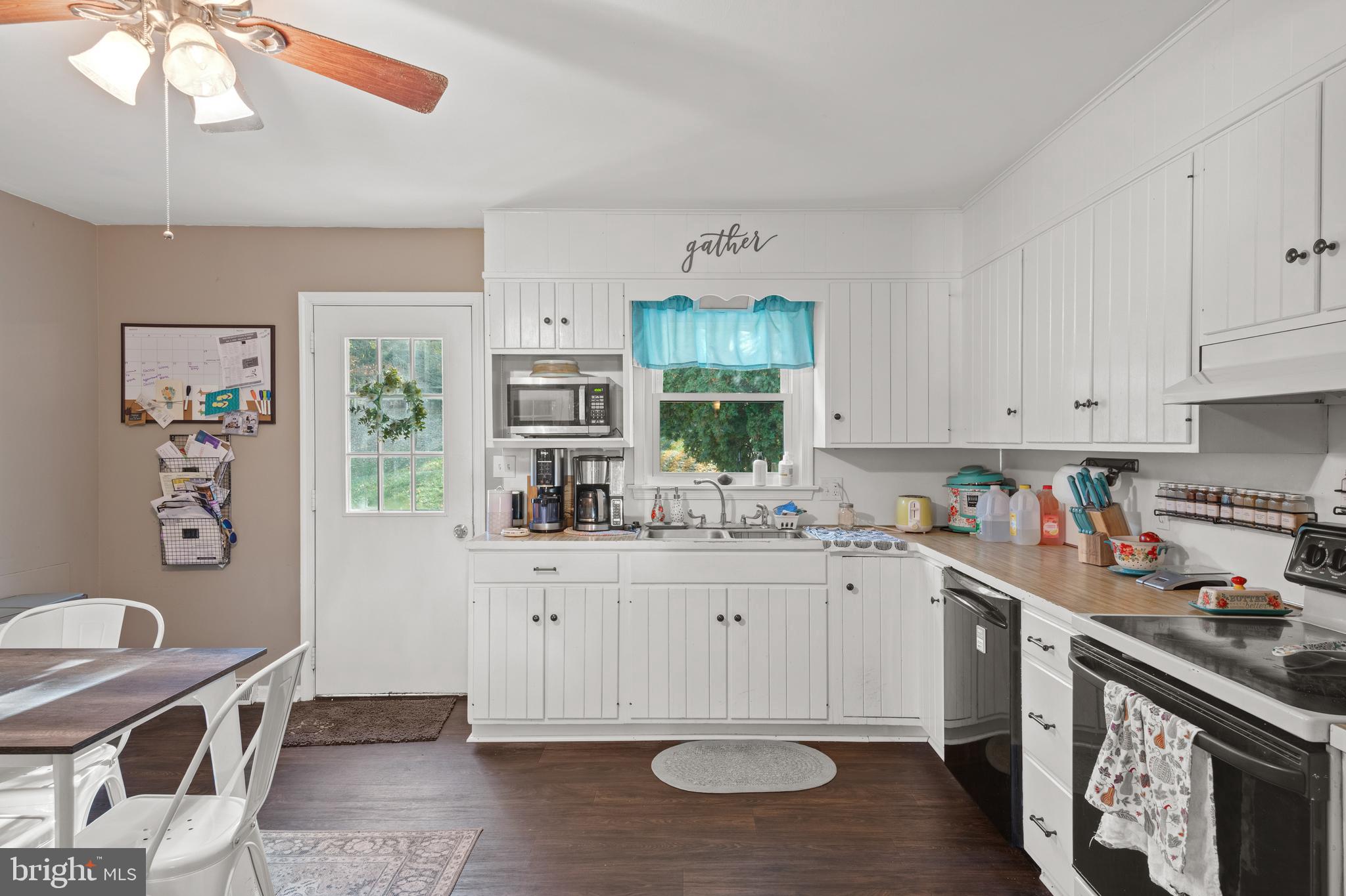 336 Edgehill Dr
