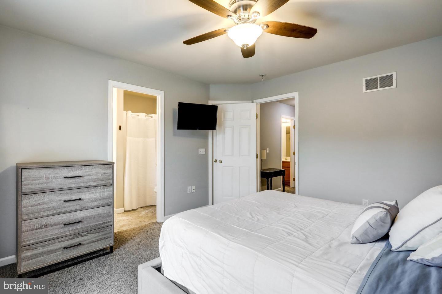 769 KELLER DR