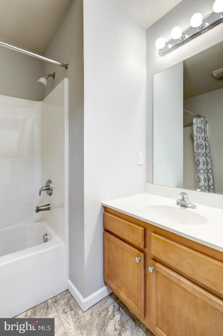 769 KELLER DR