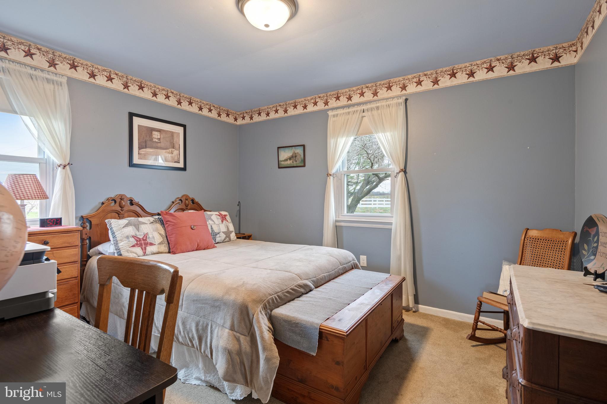 307 Sproul Rd