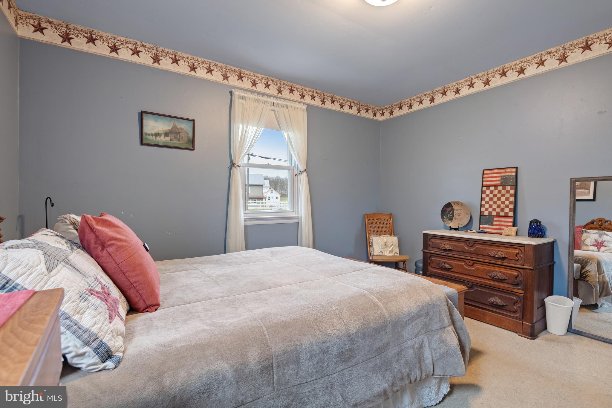 307 Sproul Rd
