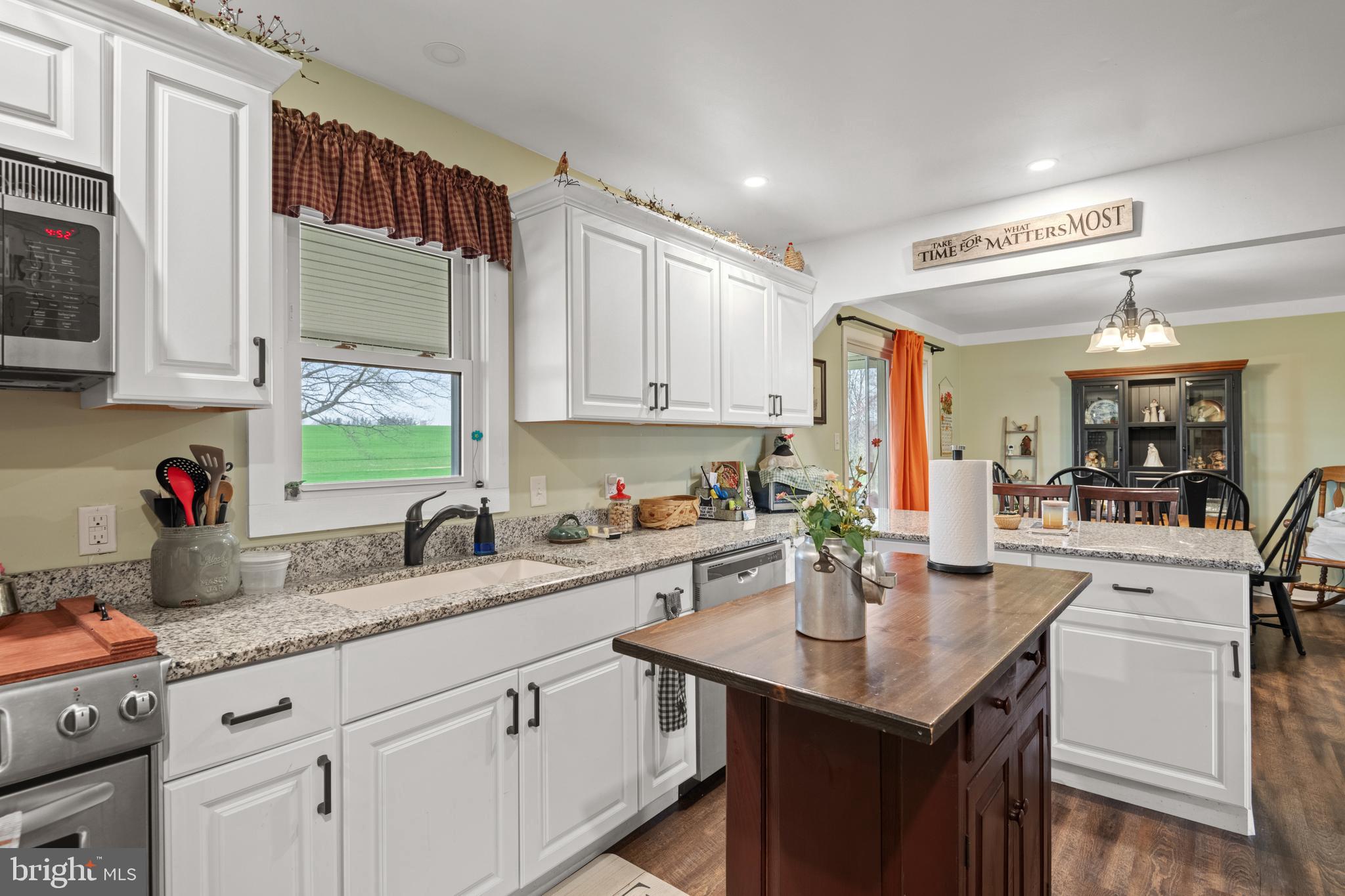 307 Sproul Rd