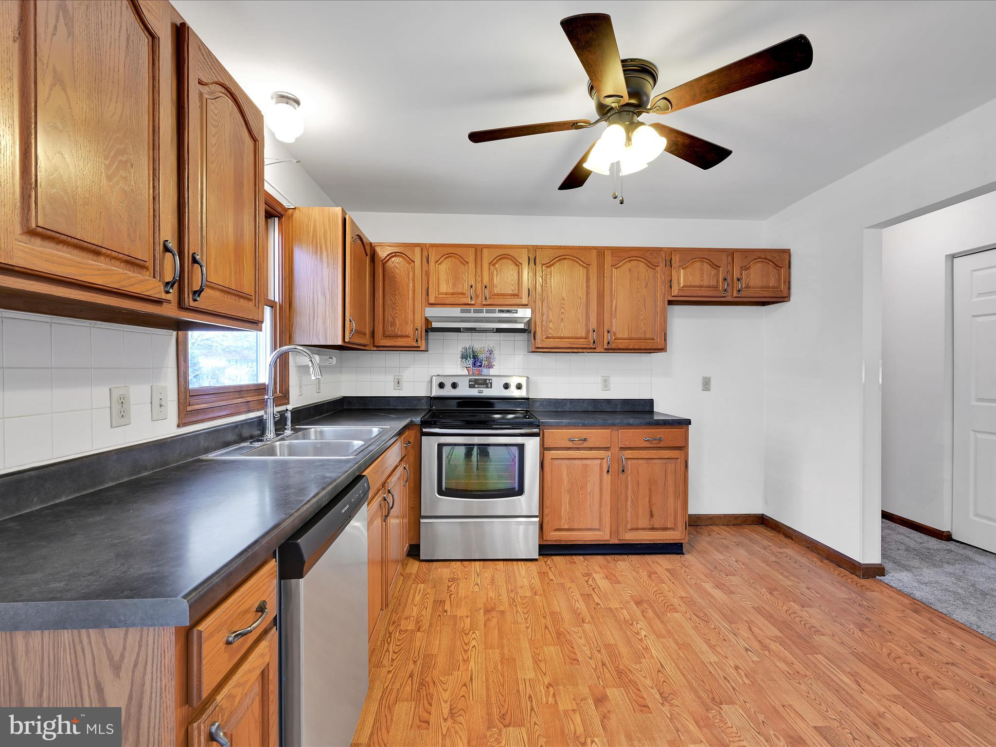 5 Woodland Dr