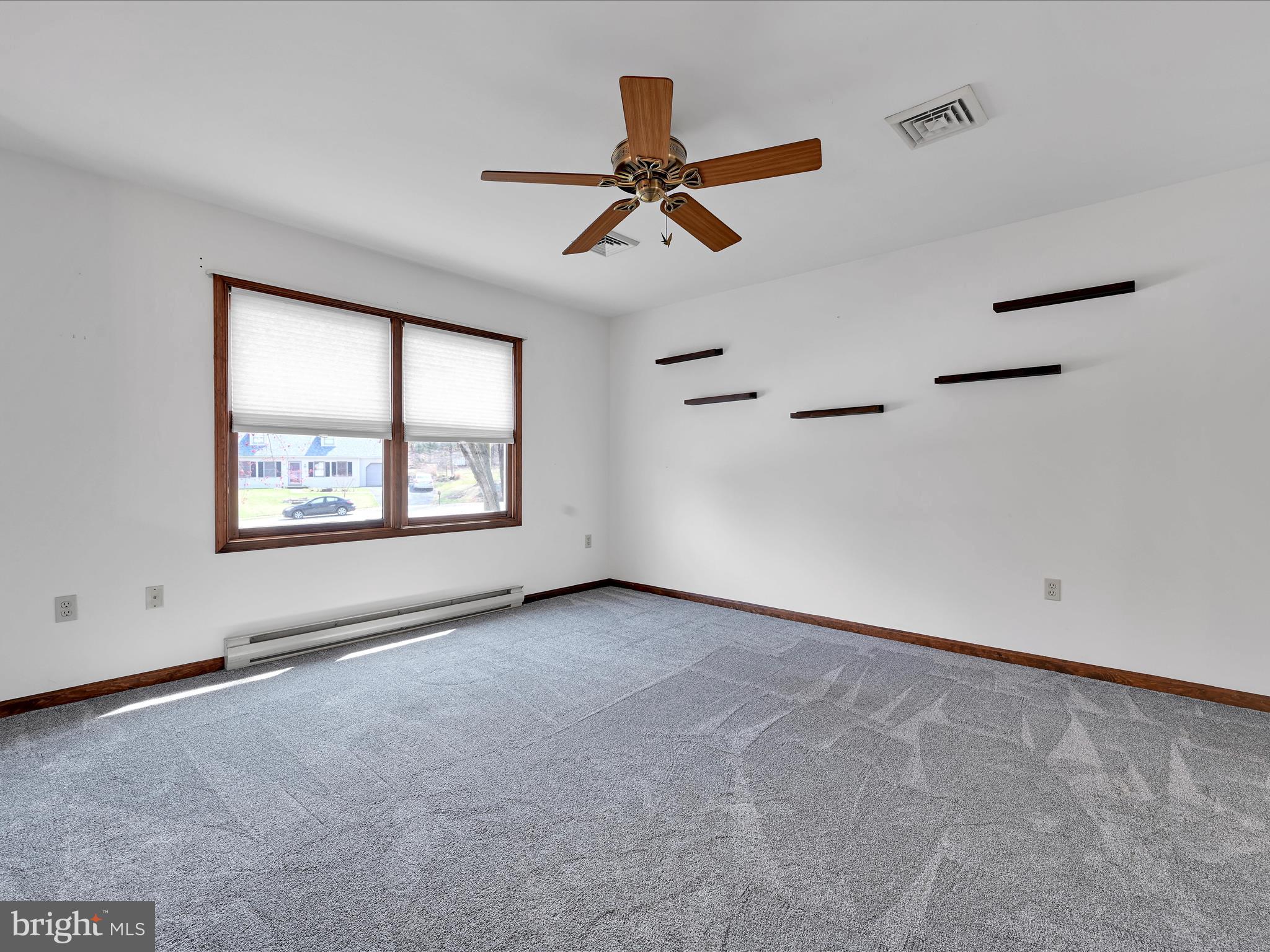 5 Woodland Dr