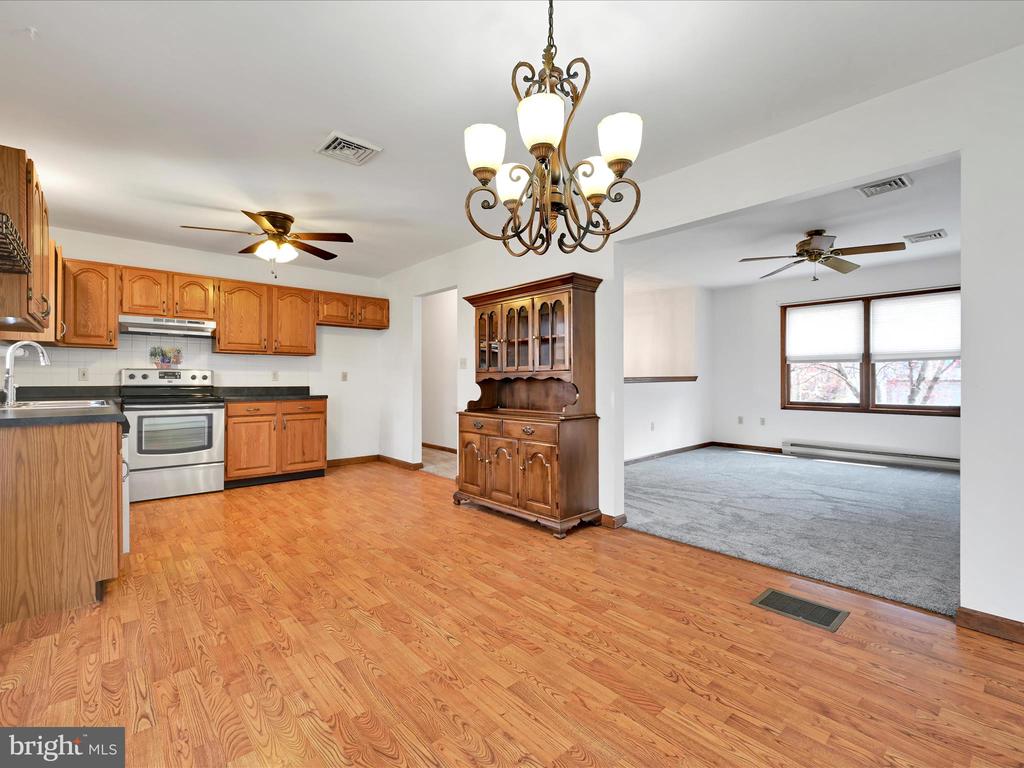 5 Woodland Dr