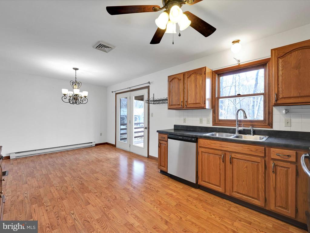5 Woodland Dr
