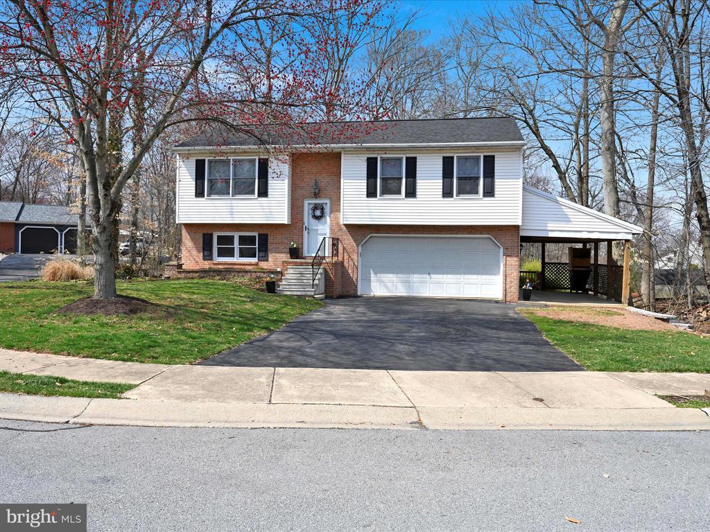 5 Woodland Dr