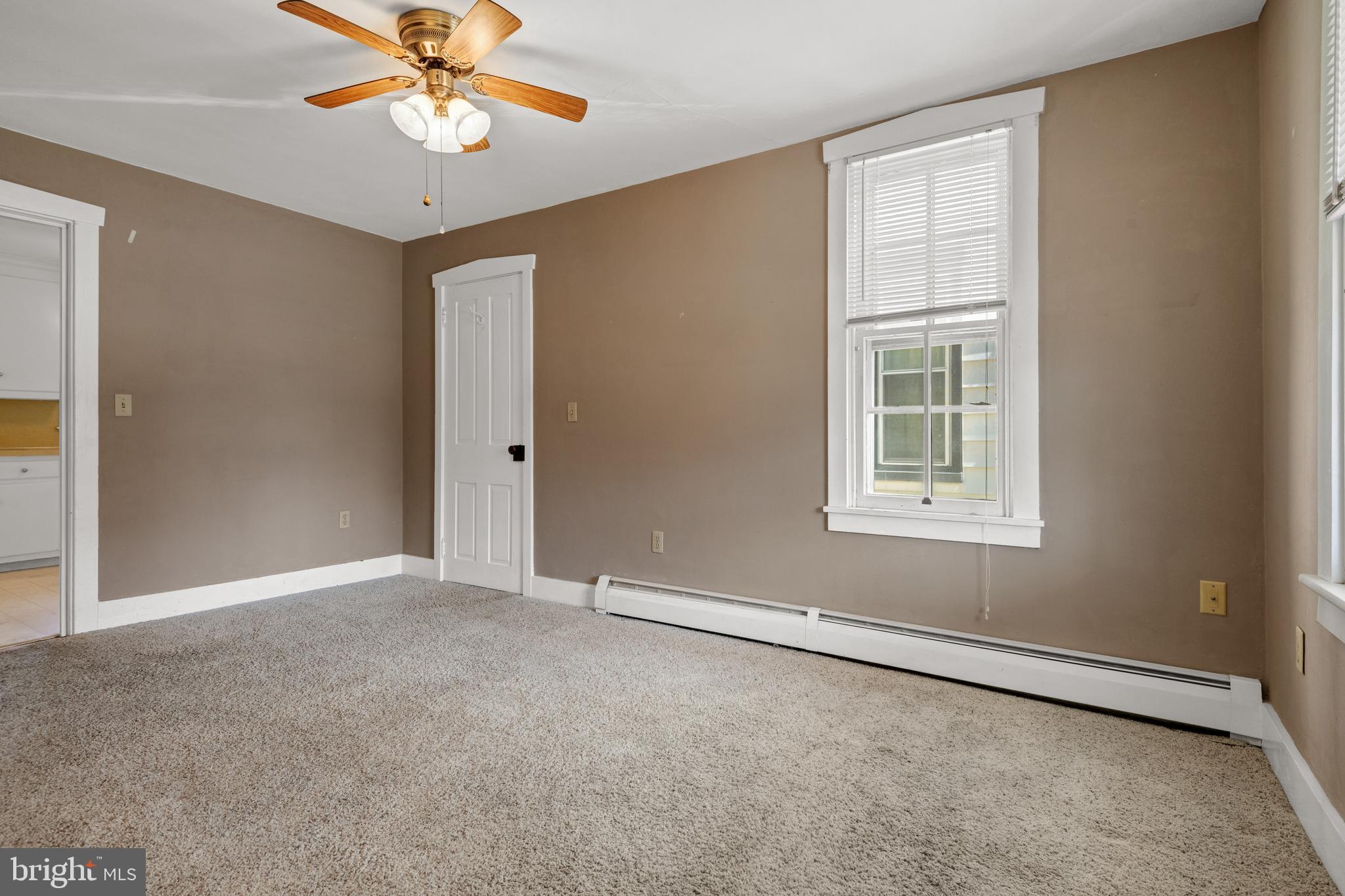 332 W High St