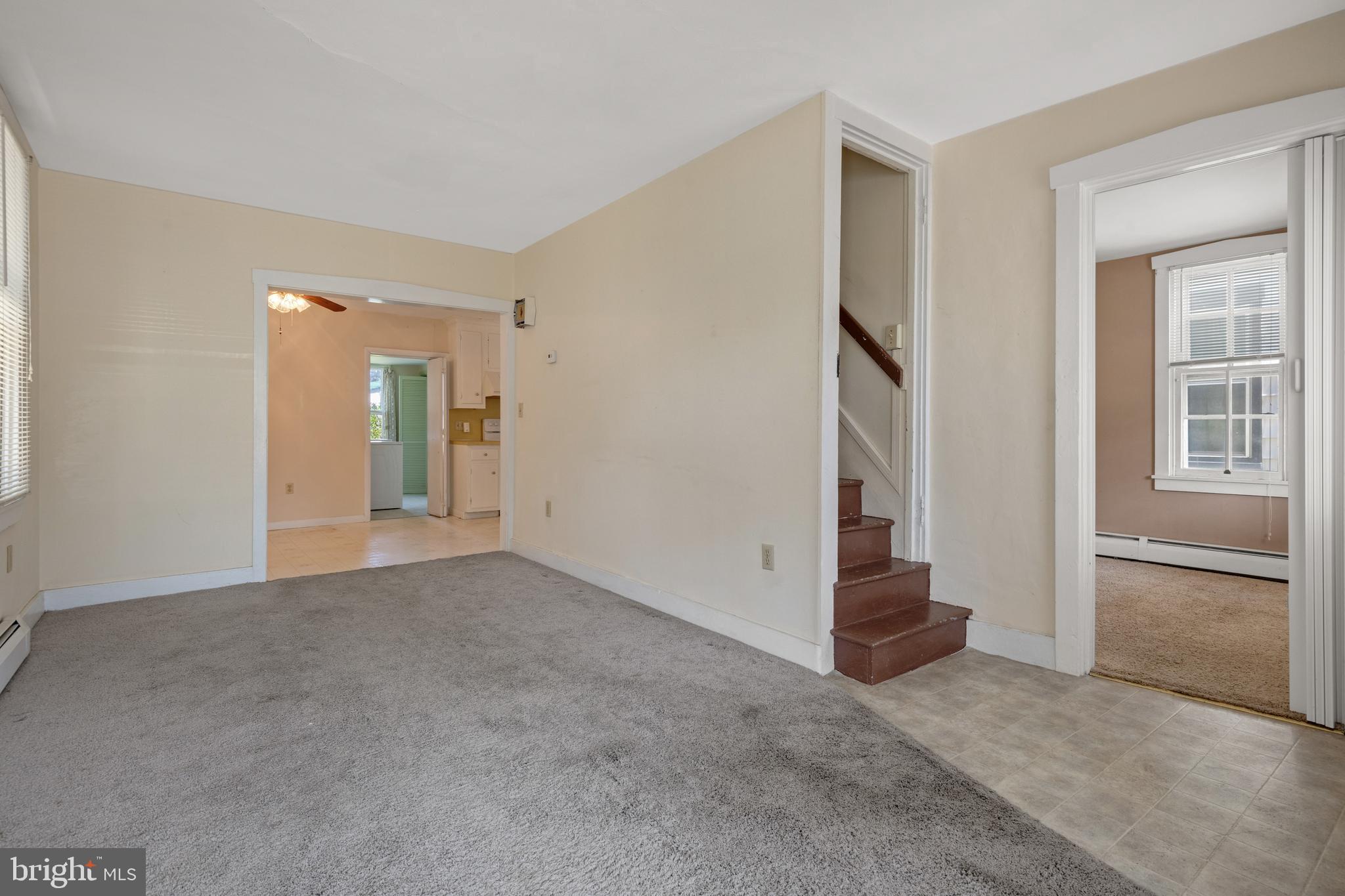 332 W High St