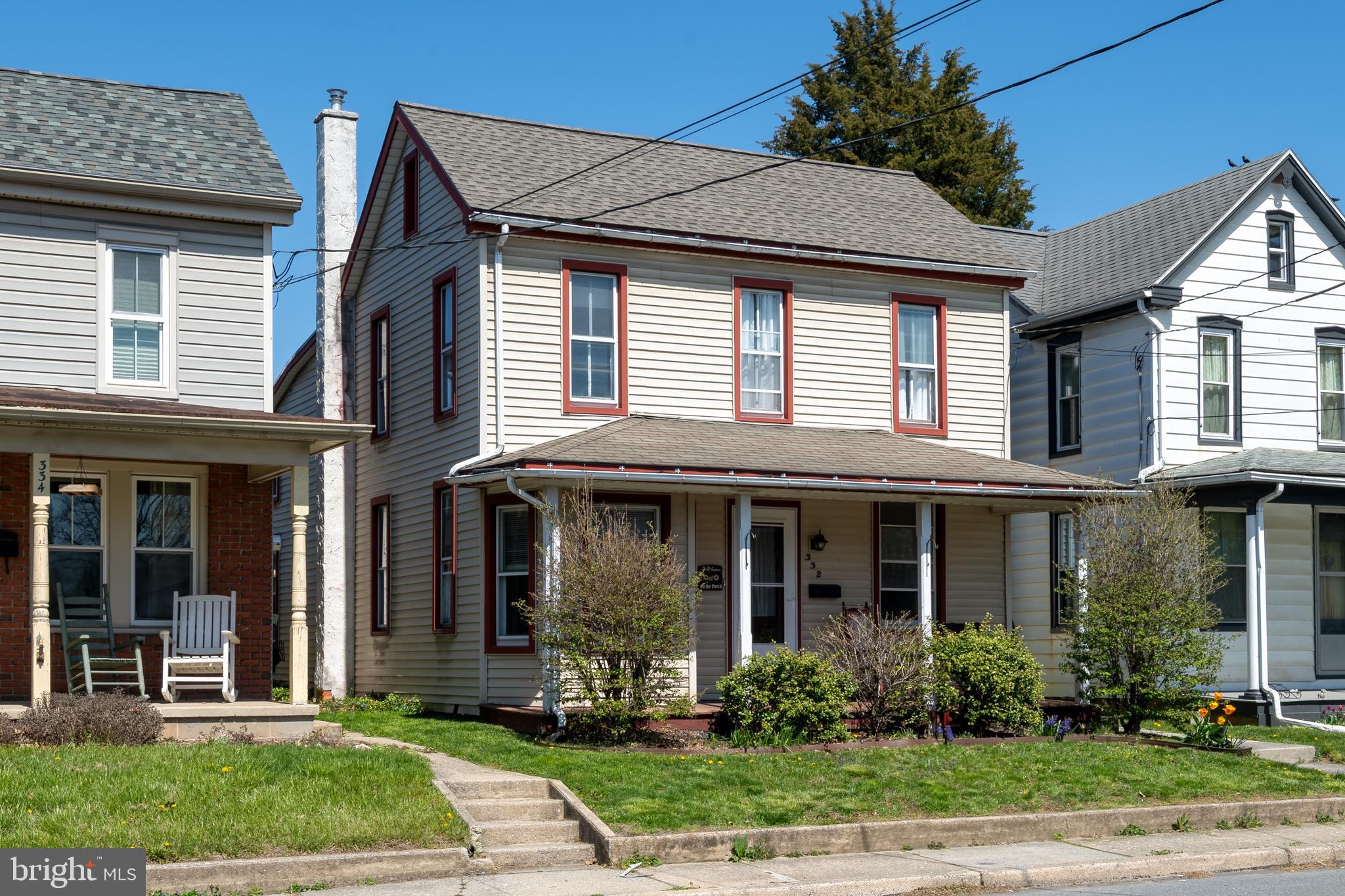 332 W High St