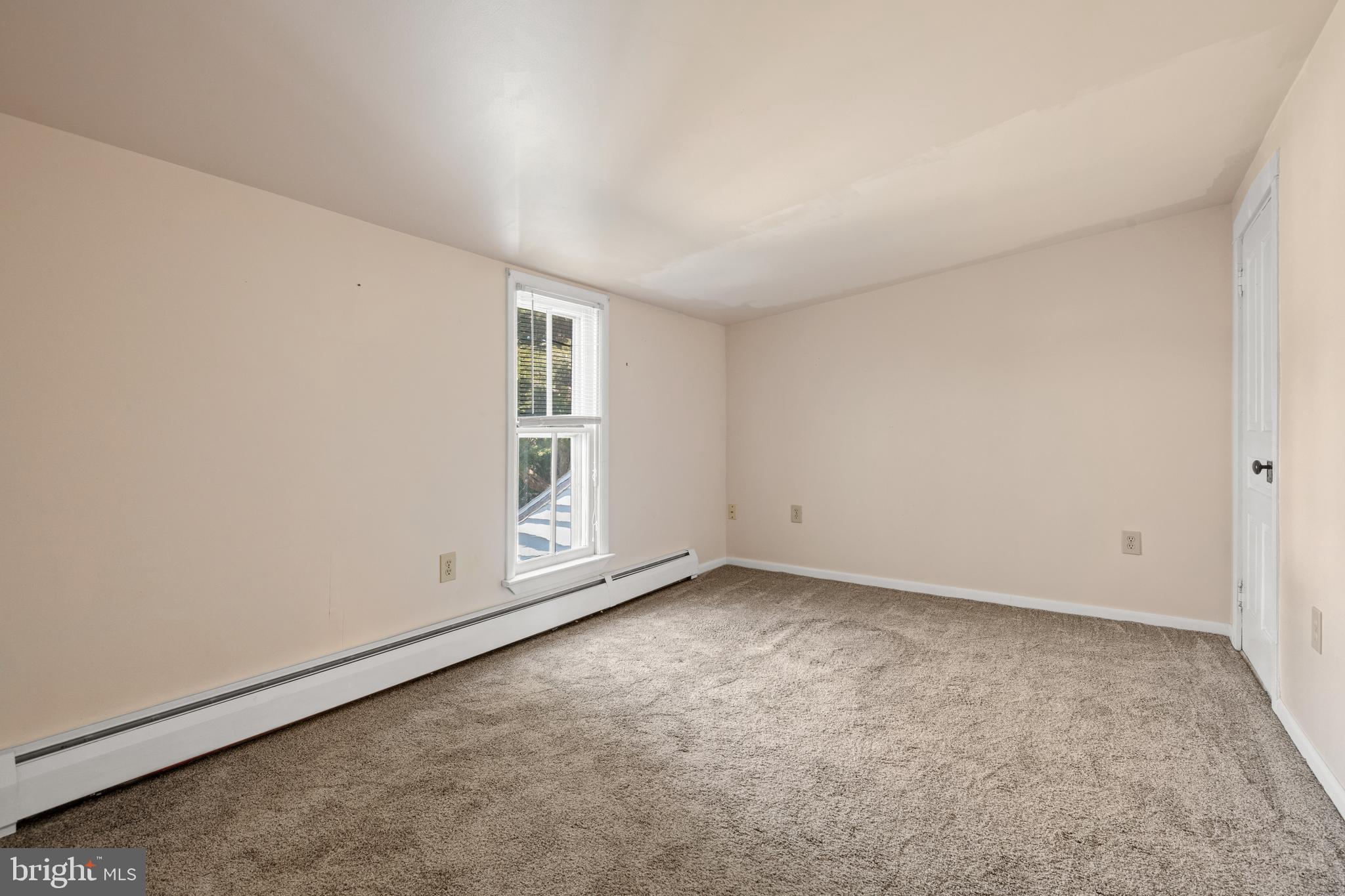 332 W High St