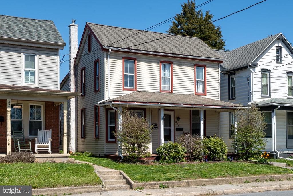 332 W High St