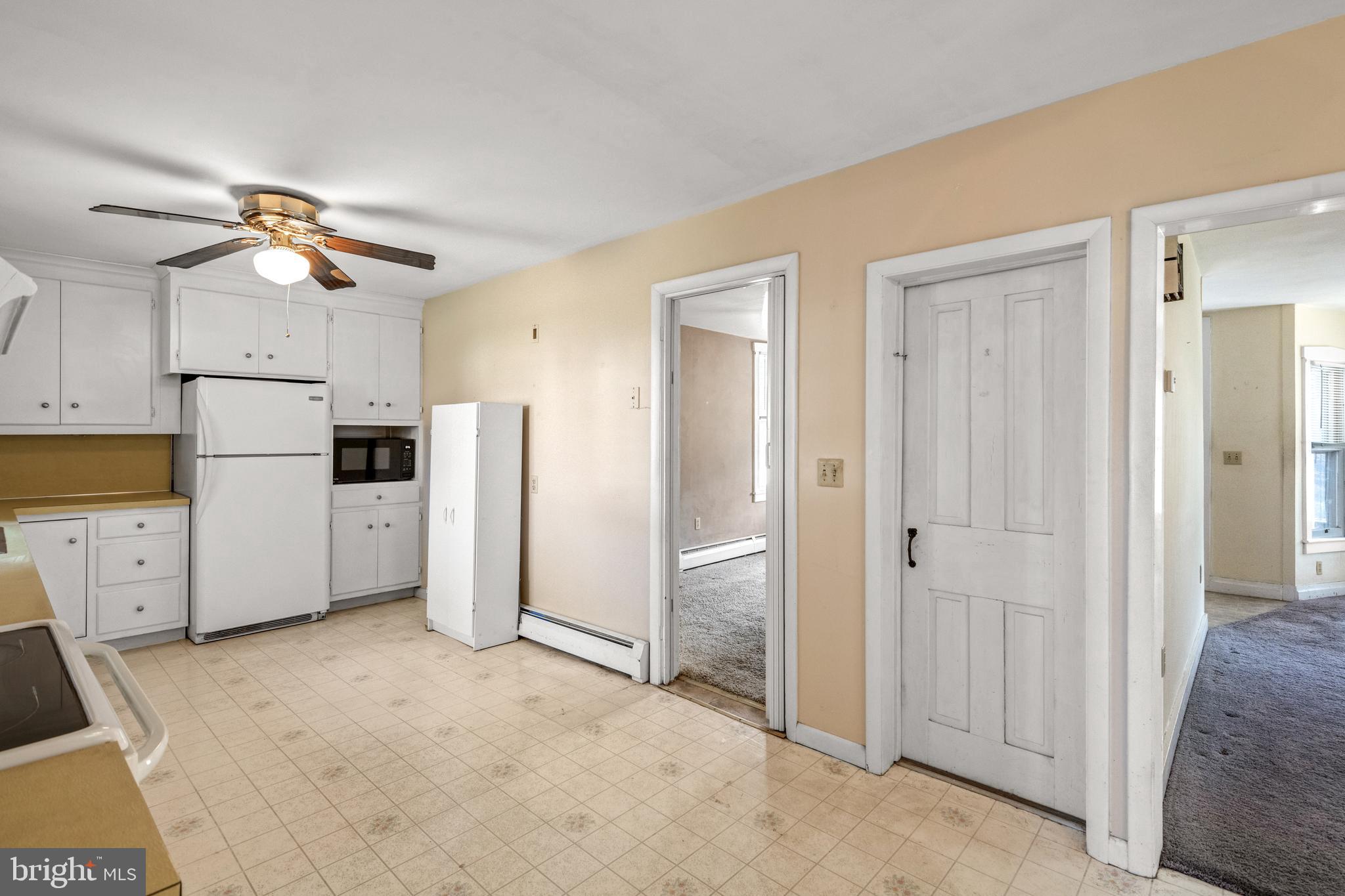 332 W High St