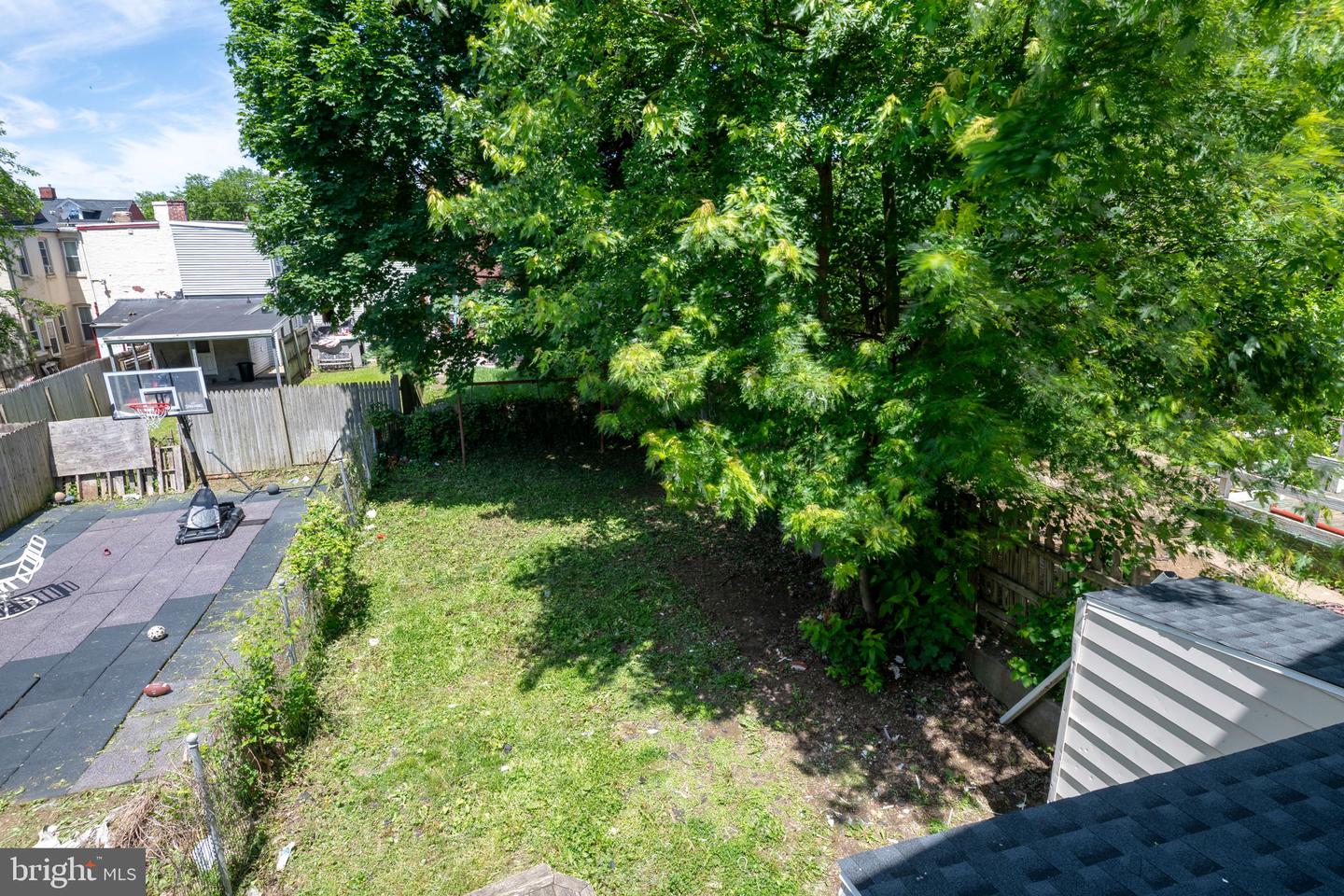 541 High St