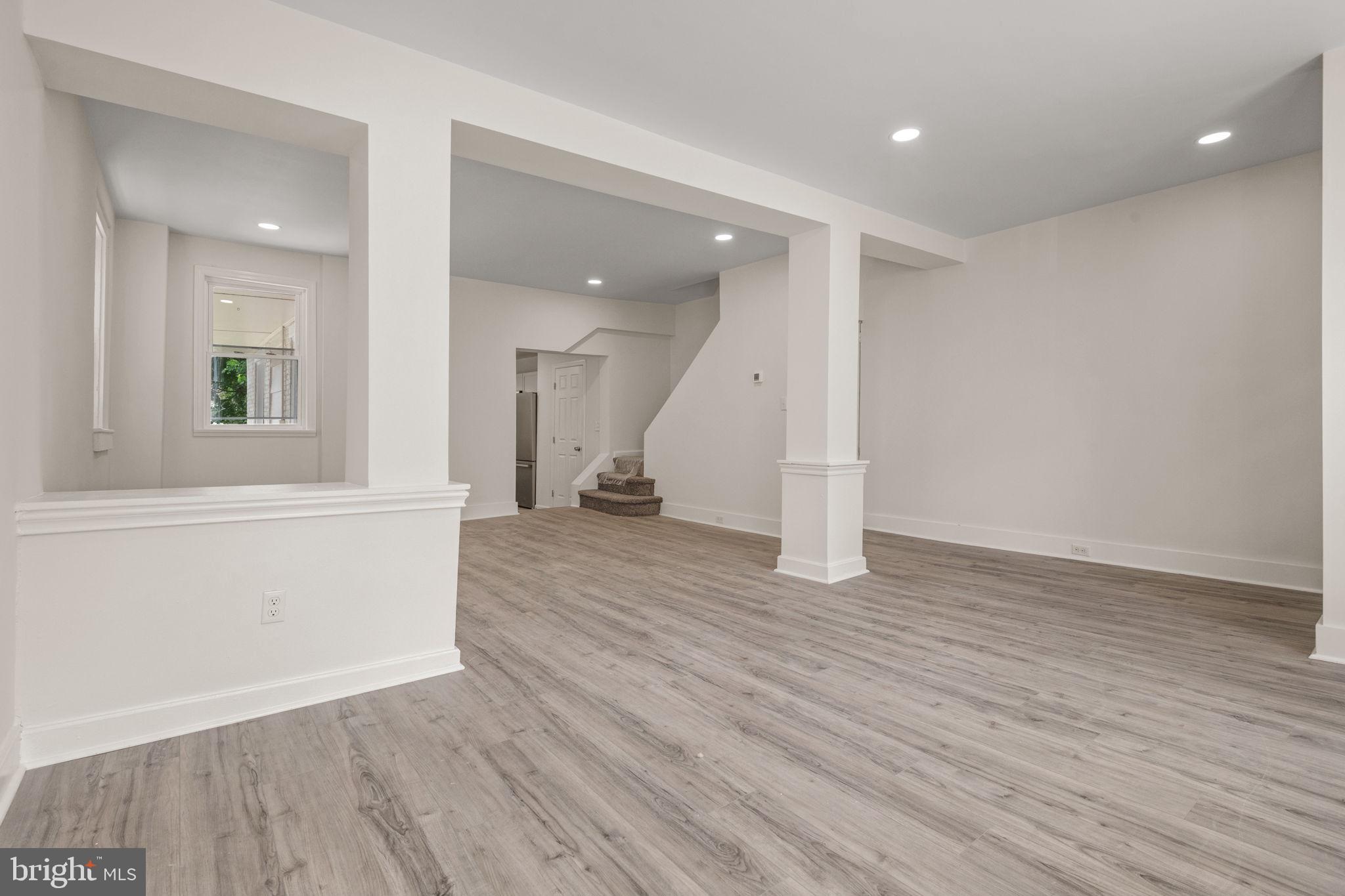 541 High St