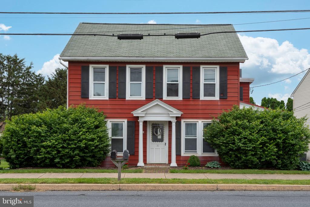 168 S Market St