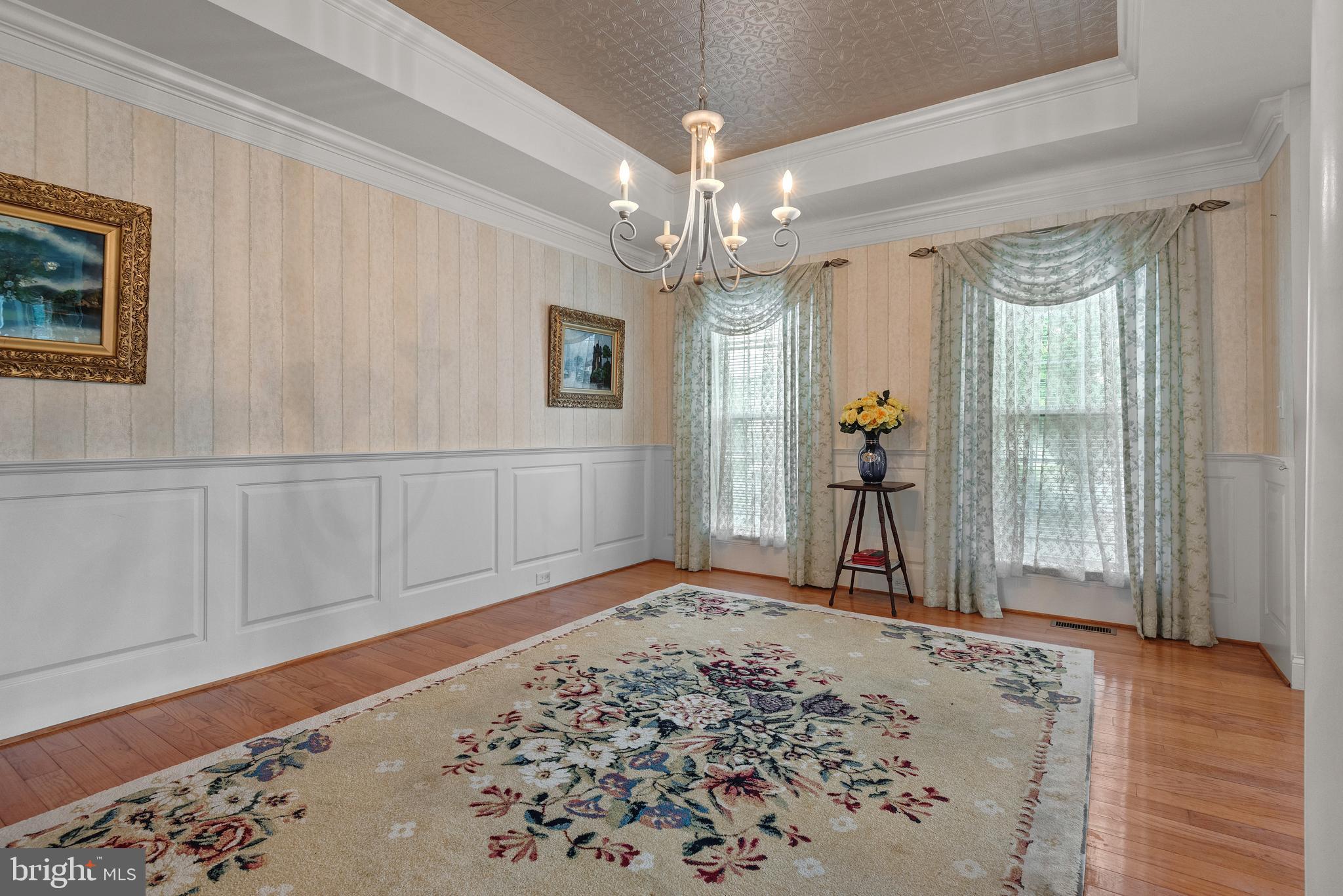 116 N Summit Ave