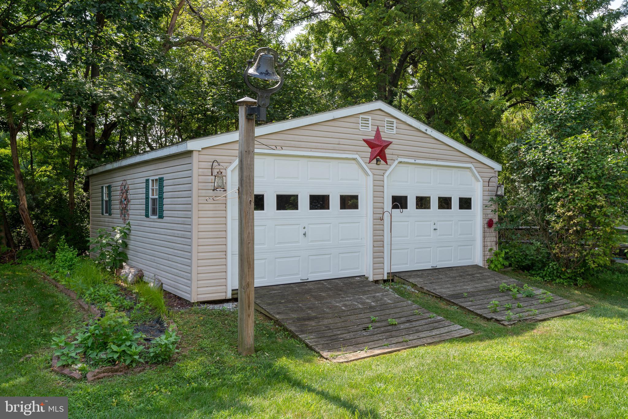 116 N Summit Ave