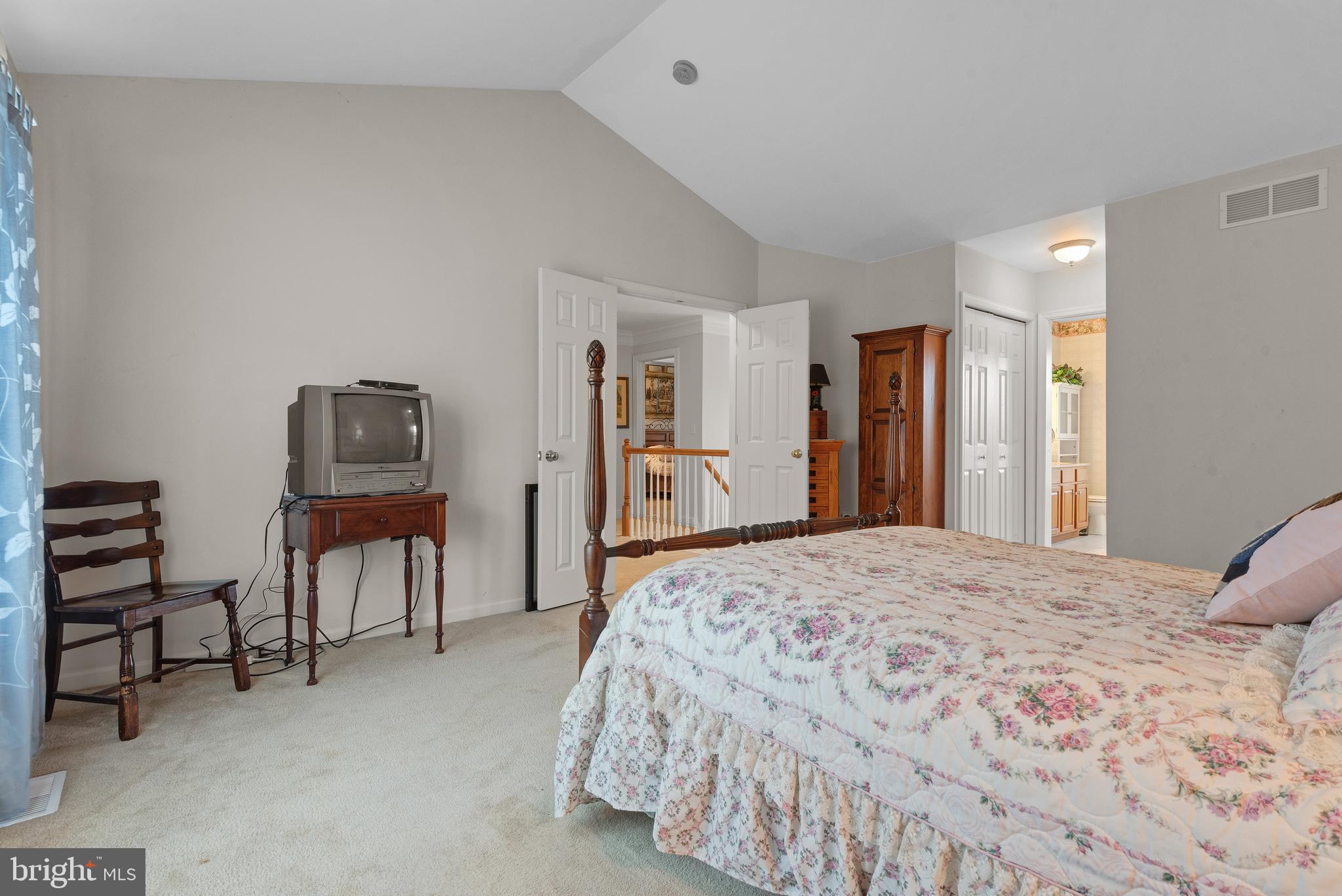 116 N Summit Ave