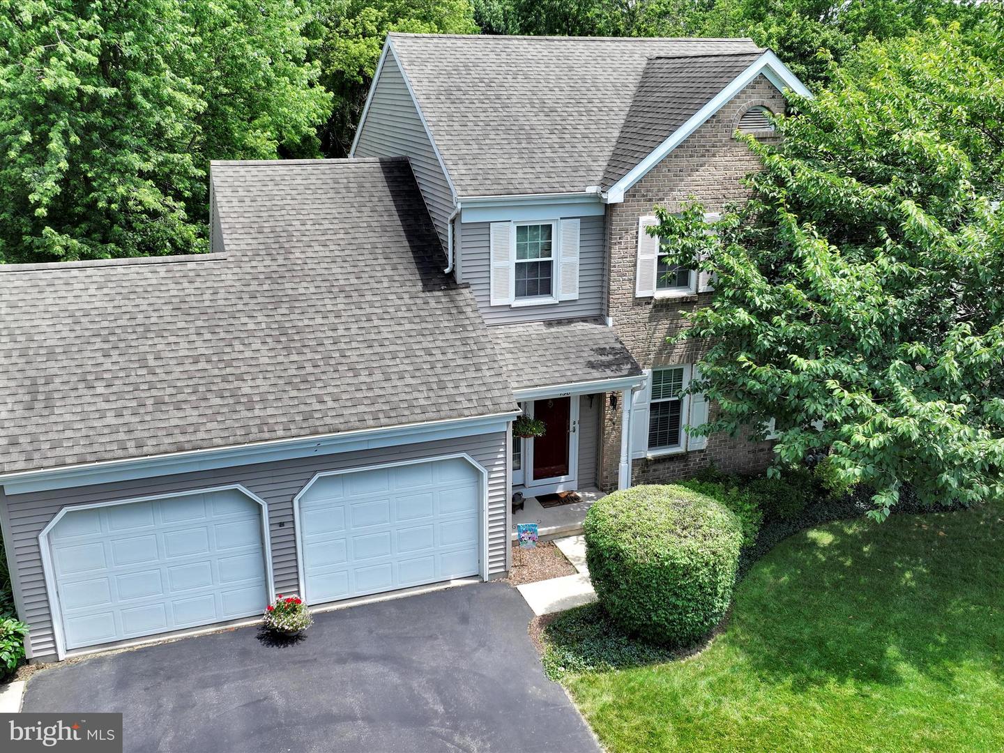 138 Laurie Ln