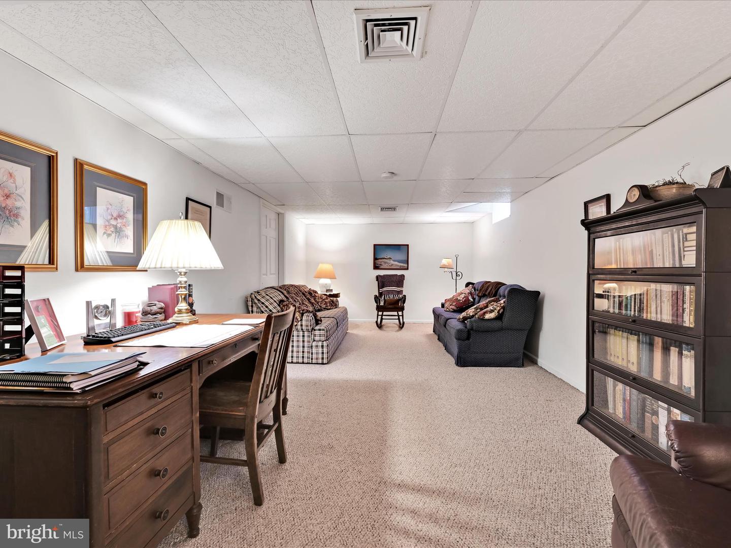 138 Laurie Ln