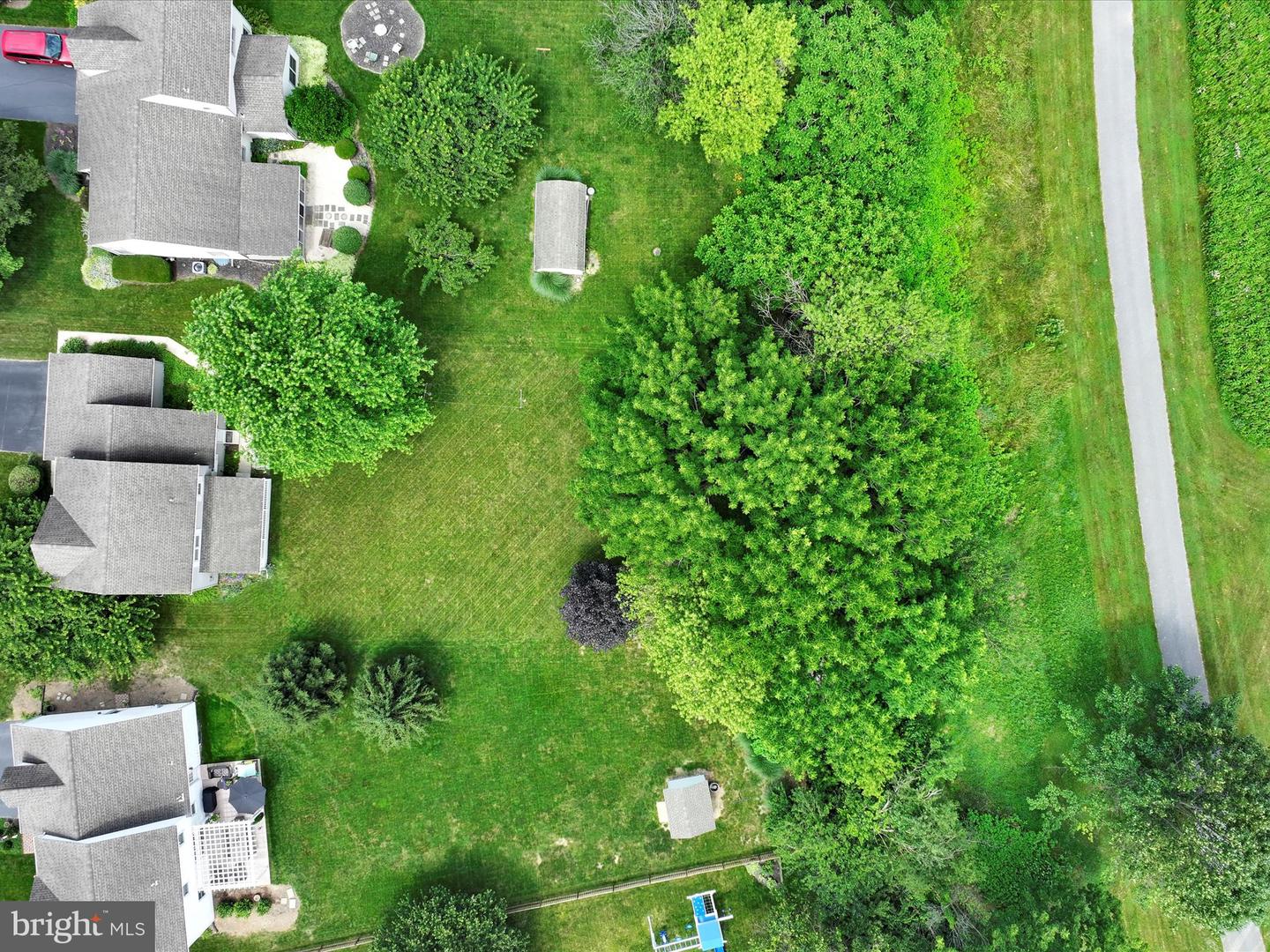 138 Laurie Ln
