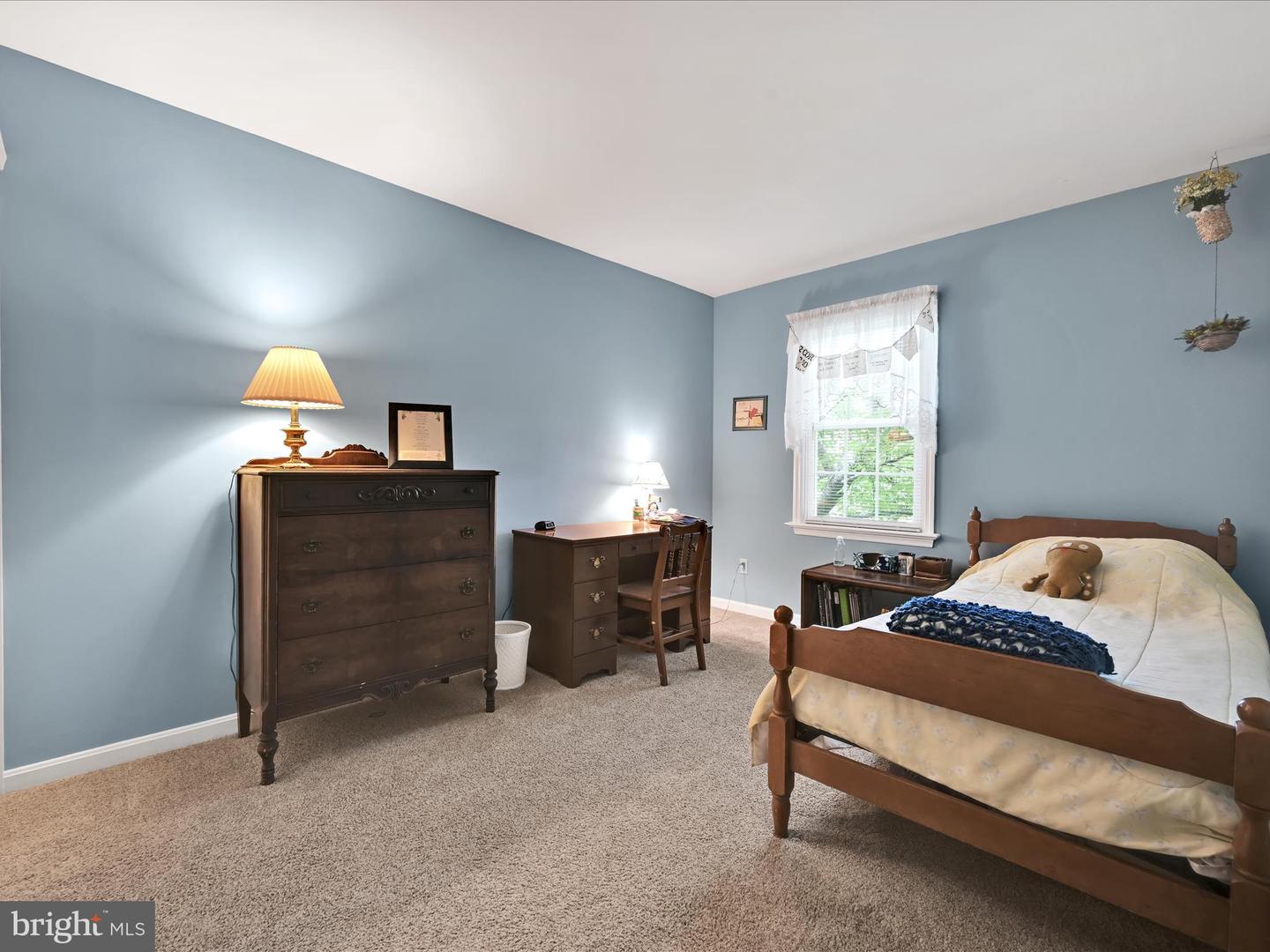 138 Laurie Ln
