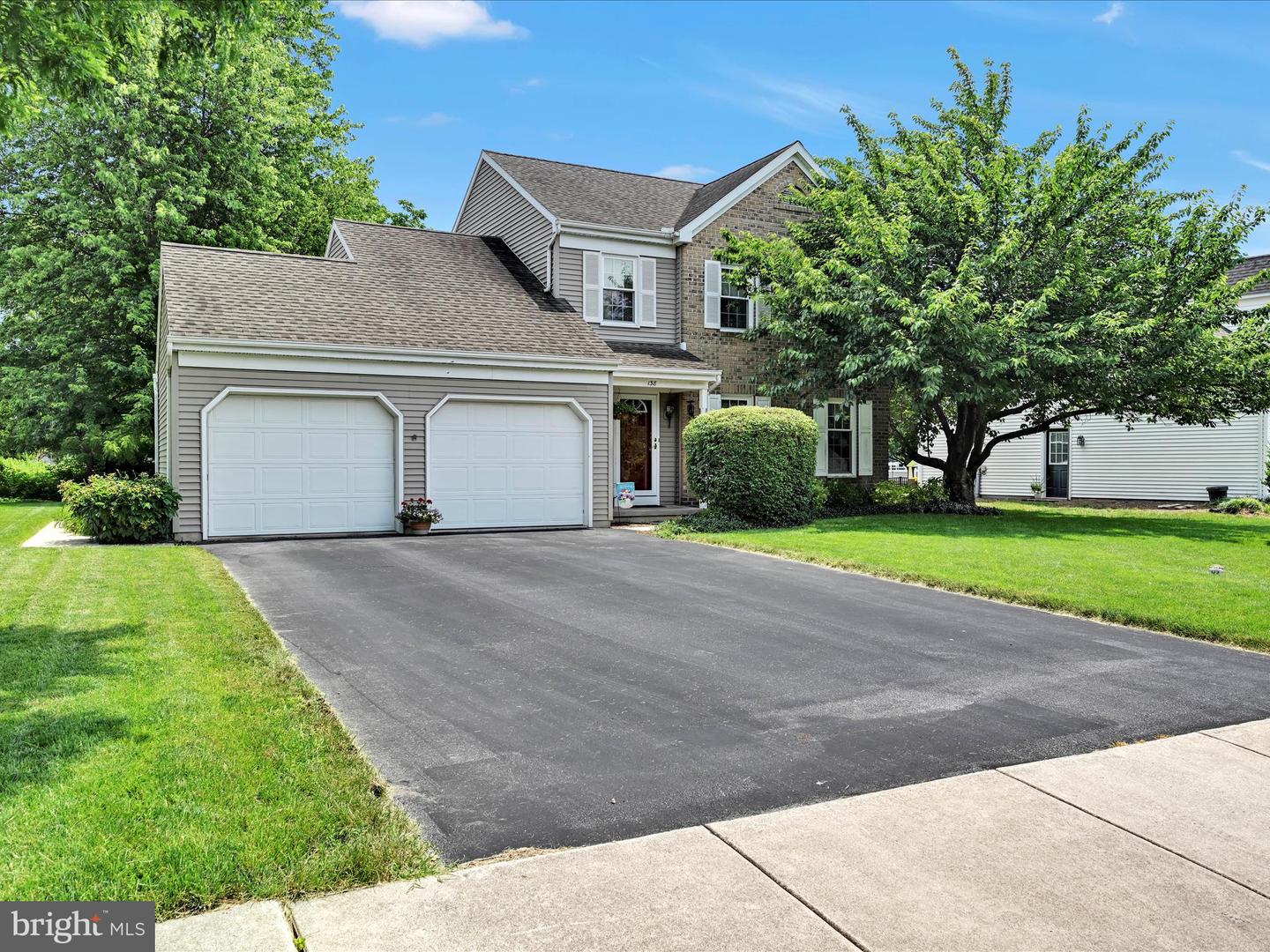 138 Laurie Ln