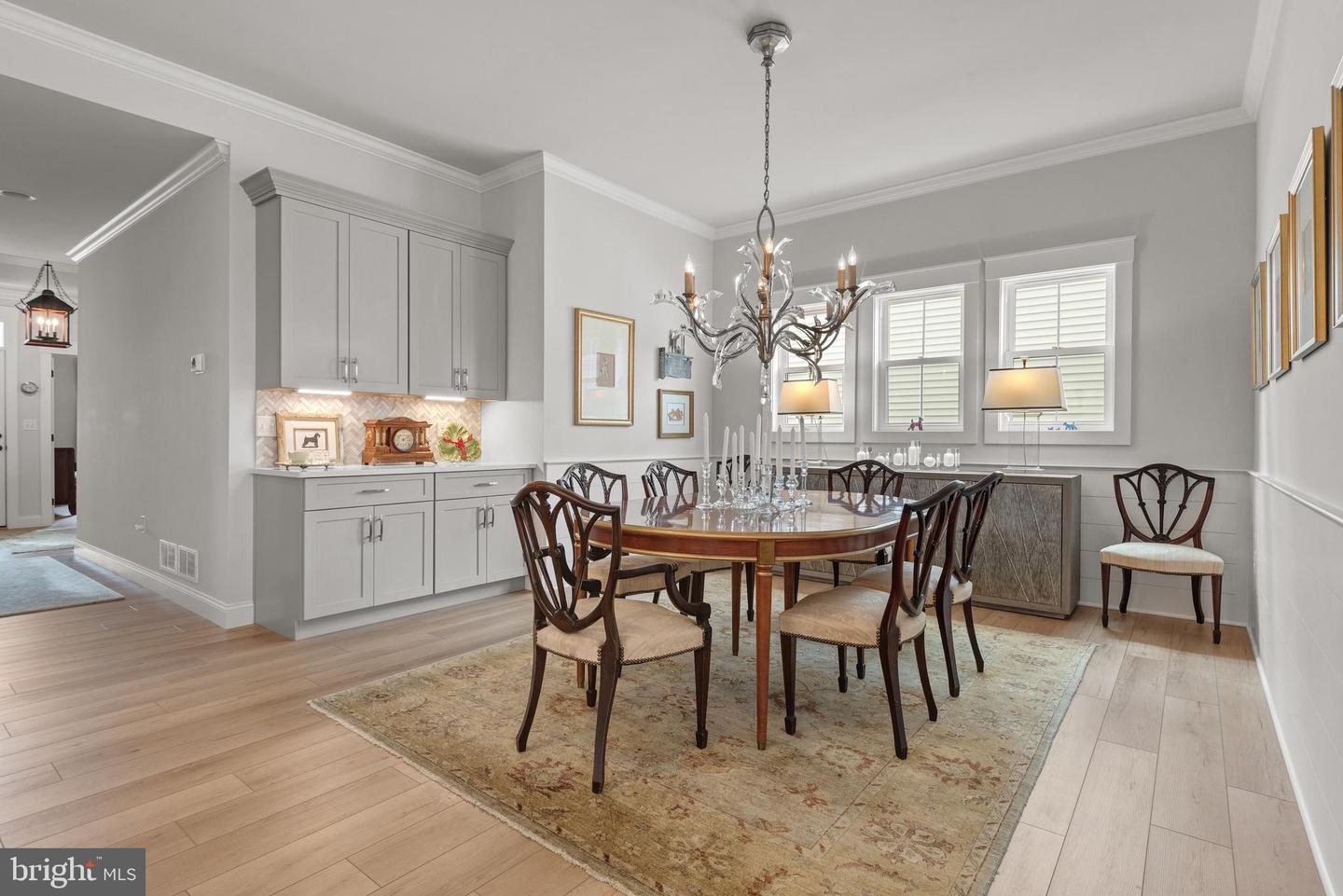 1806 Emerald Way