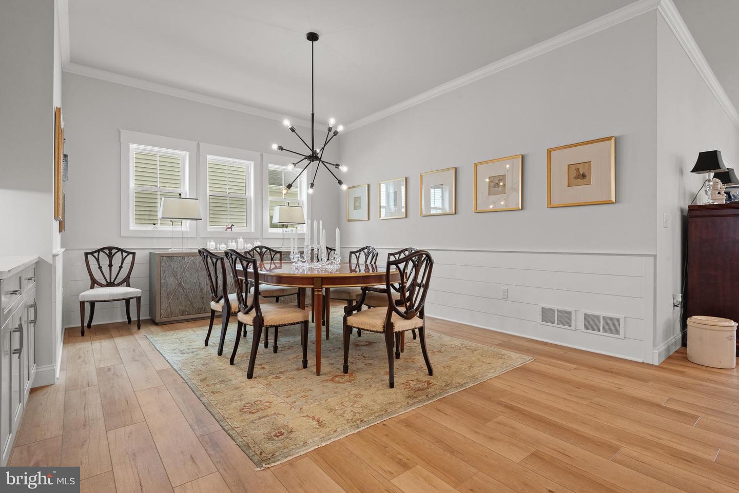 1806 Emerald Way