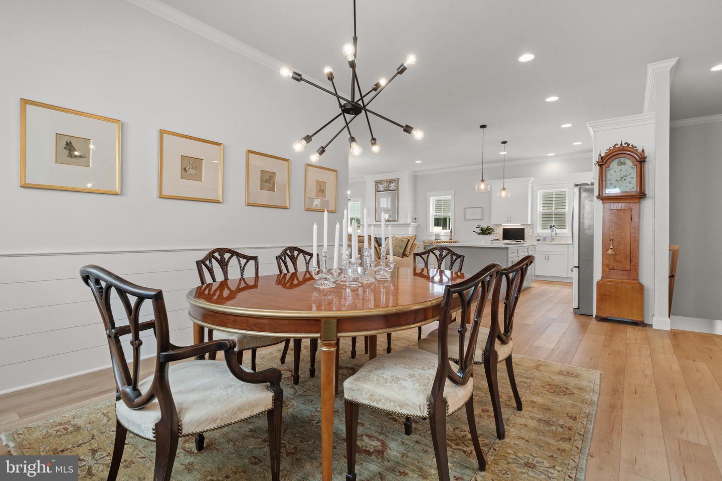 1806 Emerald Way