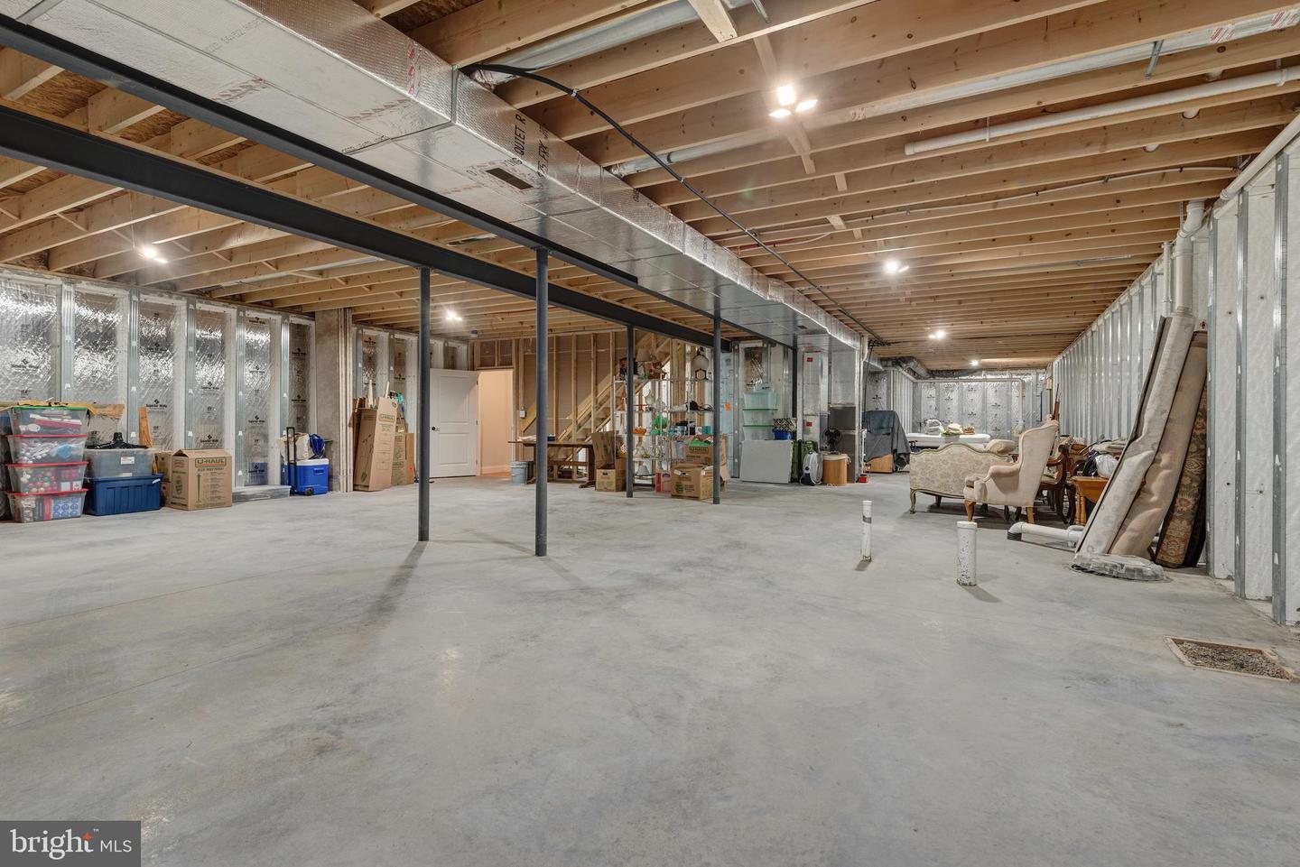 1806 Emerald Way