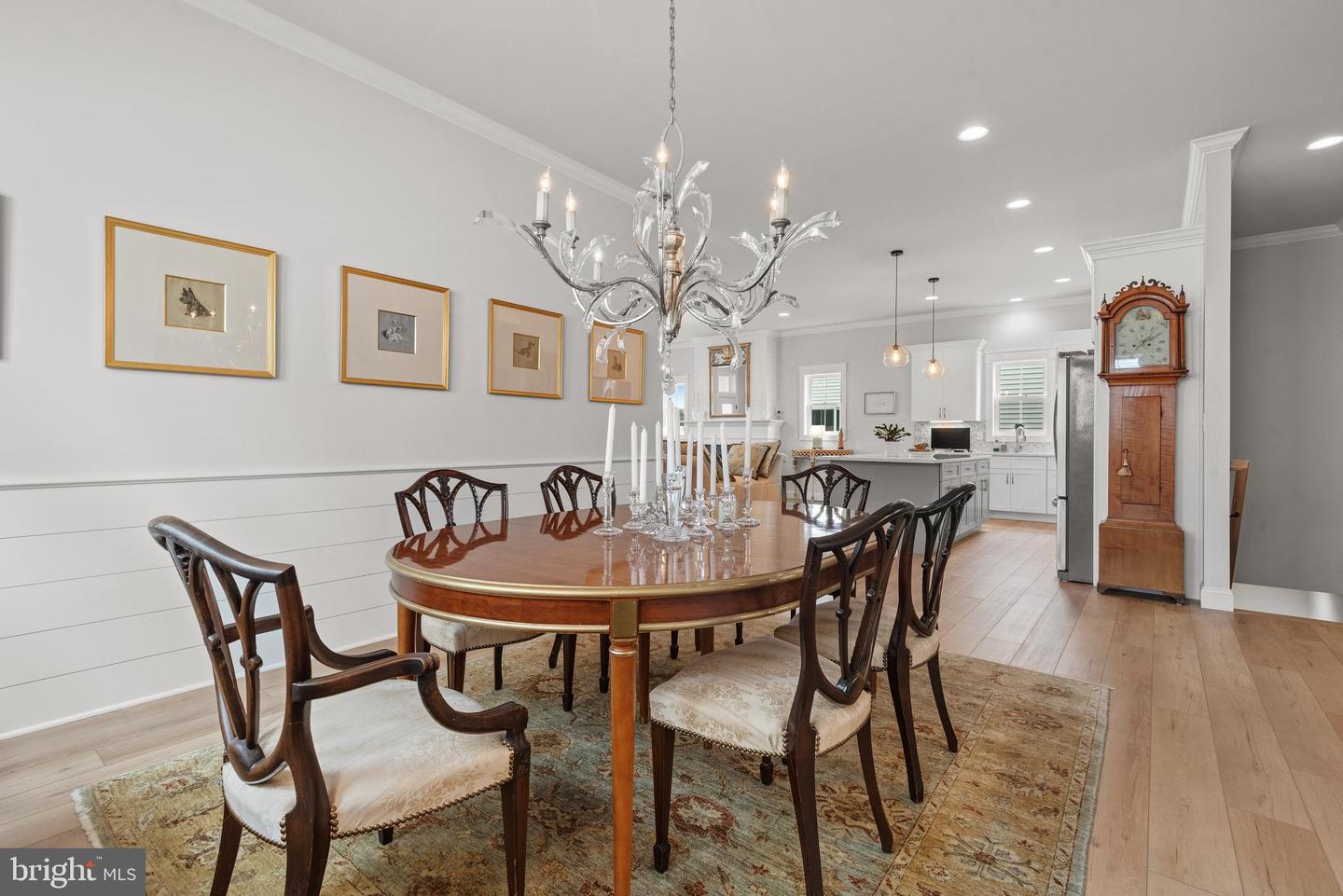 1806 Emerald Way
