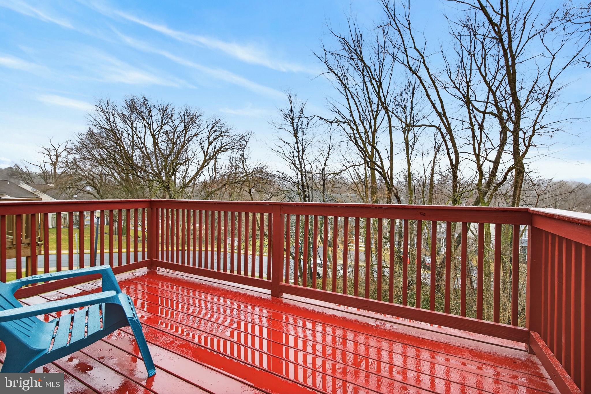 10 COLD STREAM DRIVE