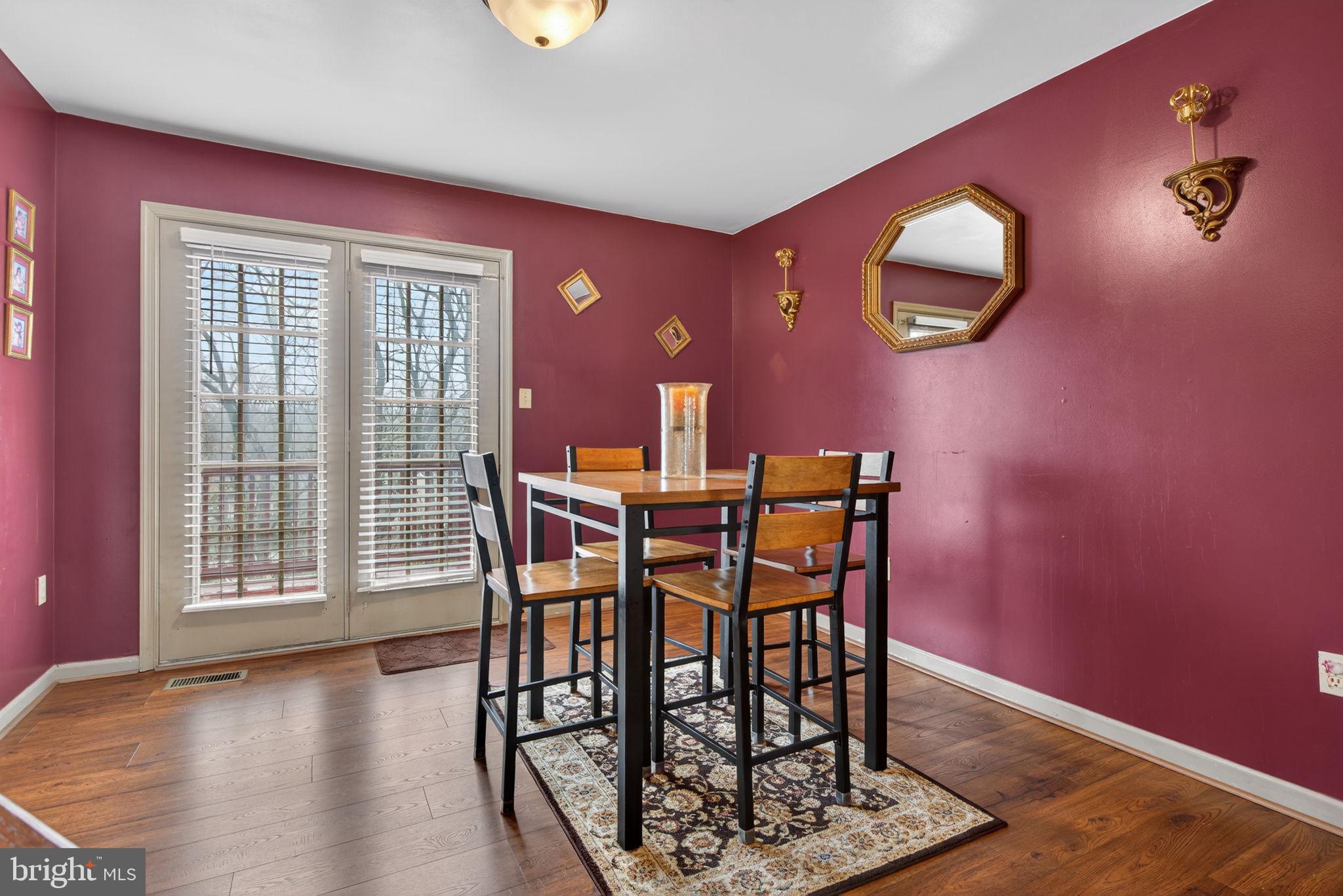 10 COLD STREAM DRIVE