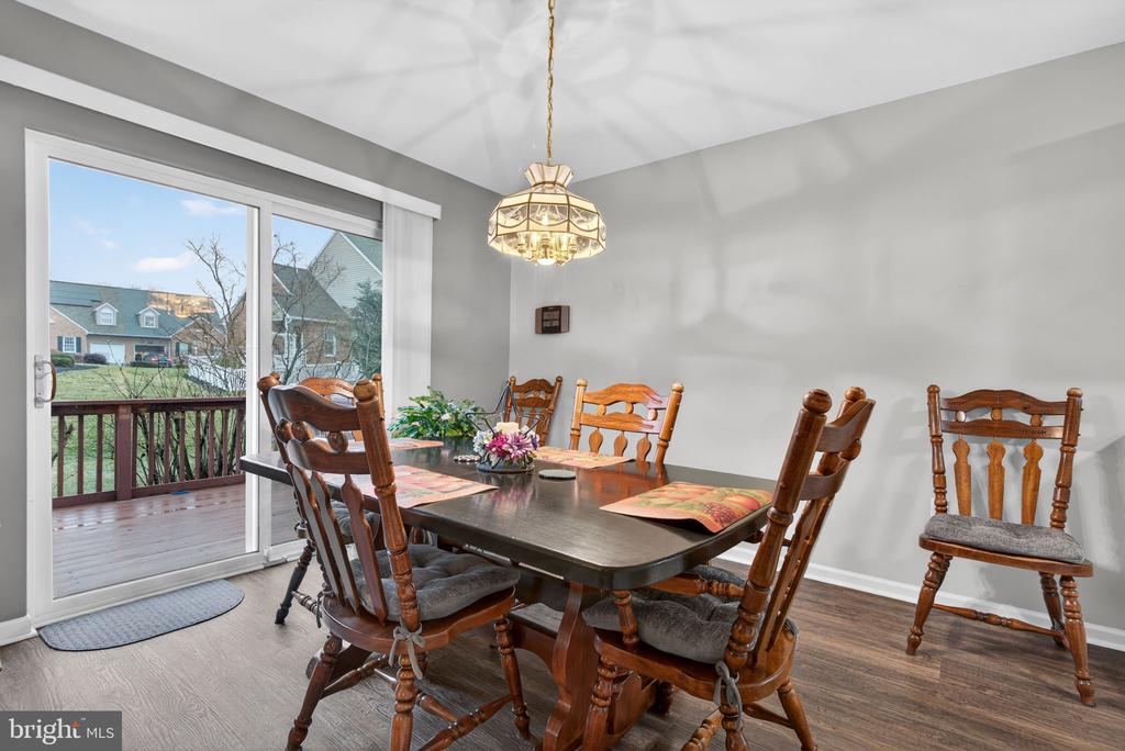 24 SPRING HILL LANE