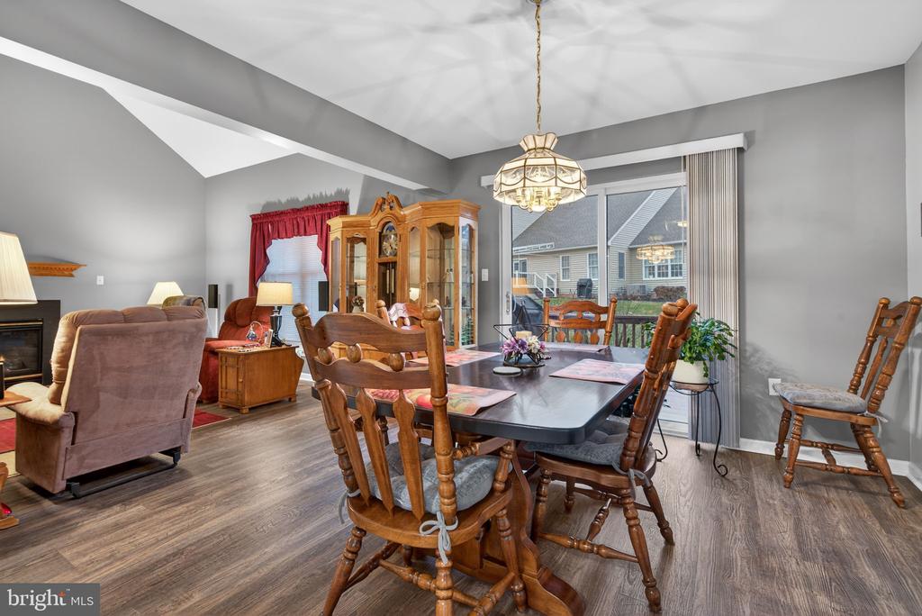 24 SPRING HILL LANE
