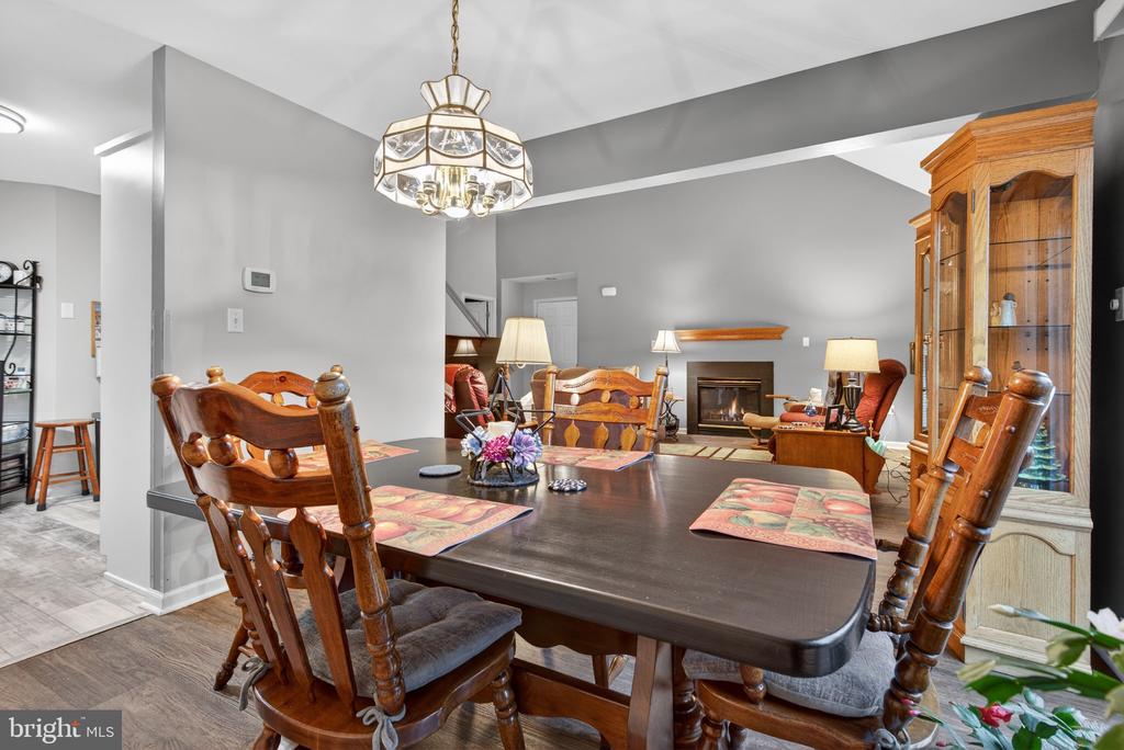24 SPRING HILL LANE