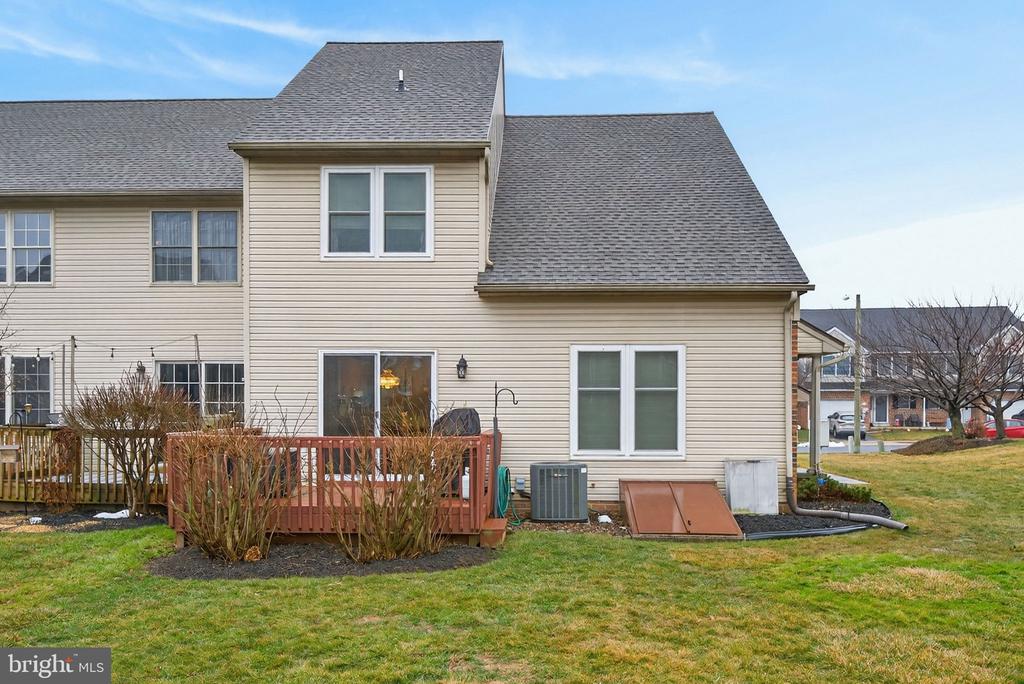 24 SPRING HILL LANE