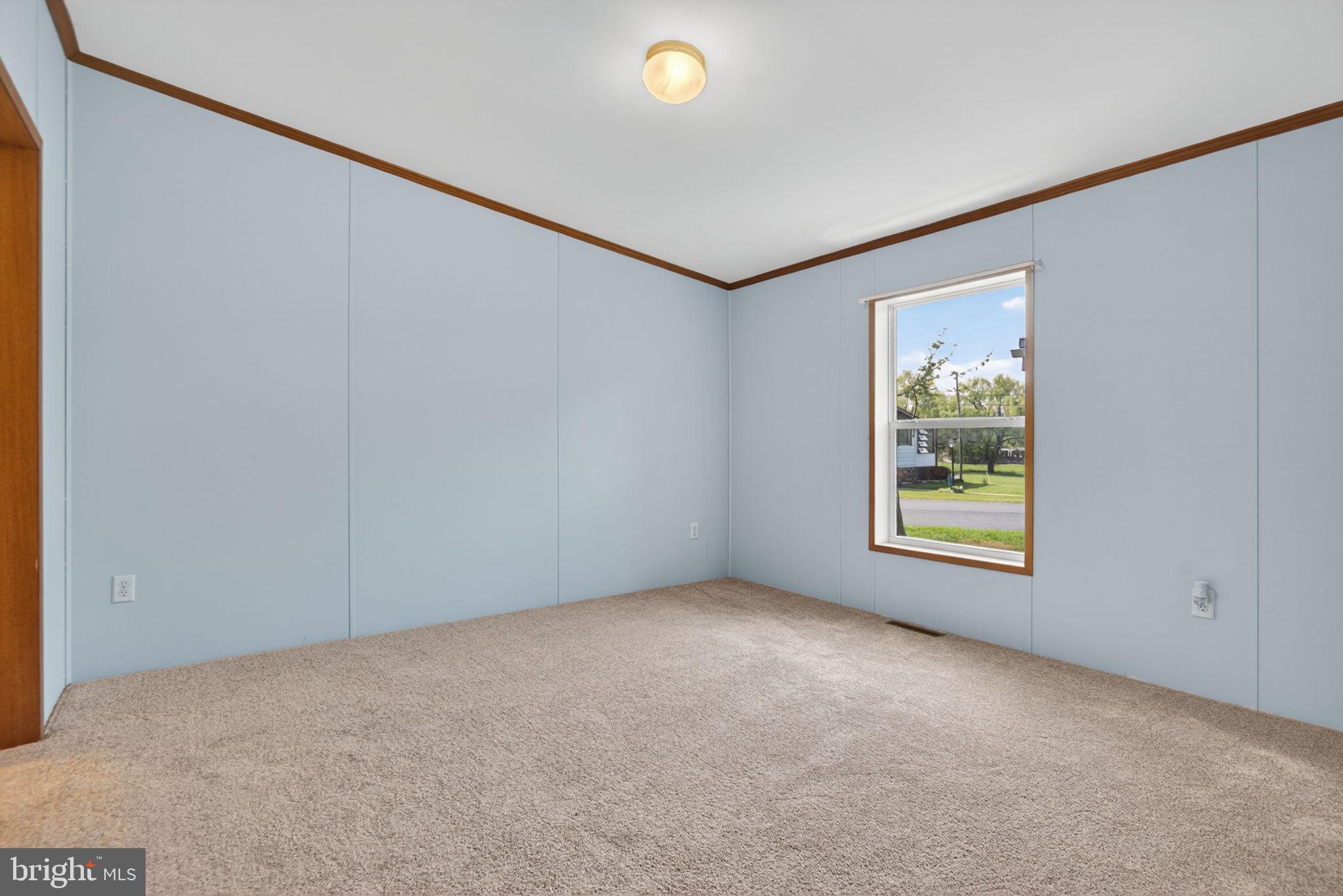 723 SHERRY LANE