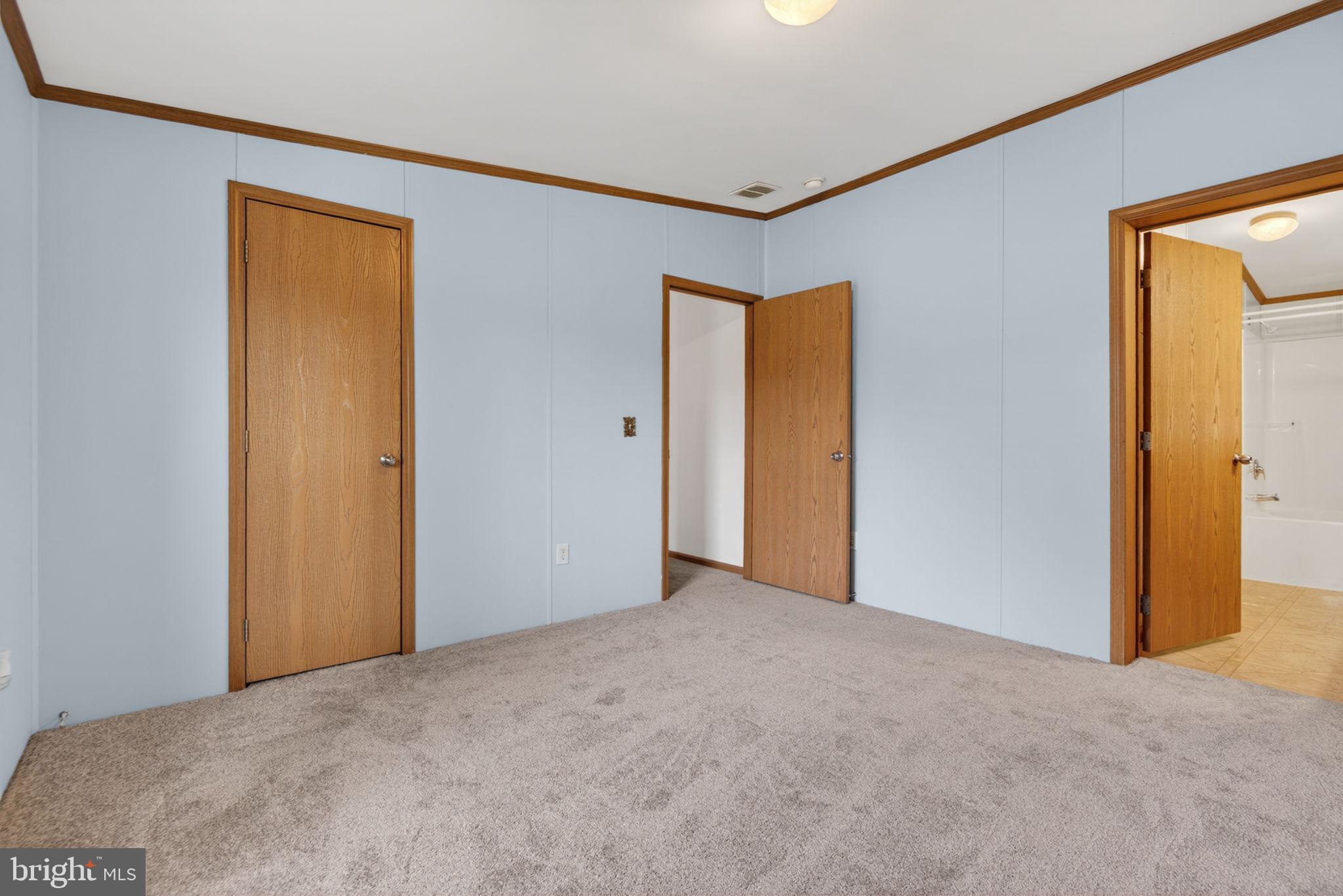 723 SHERRY LANE