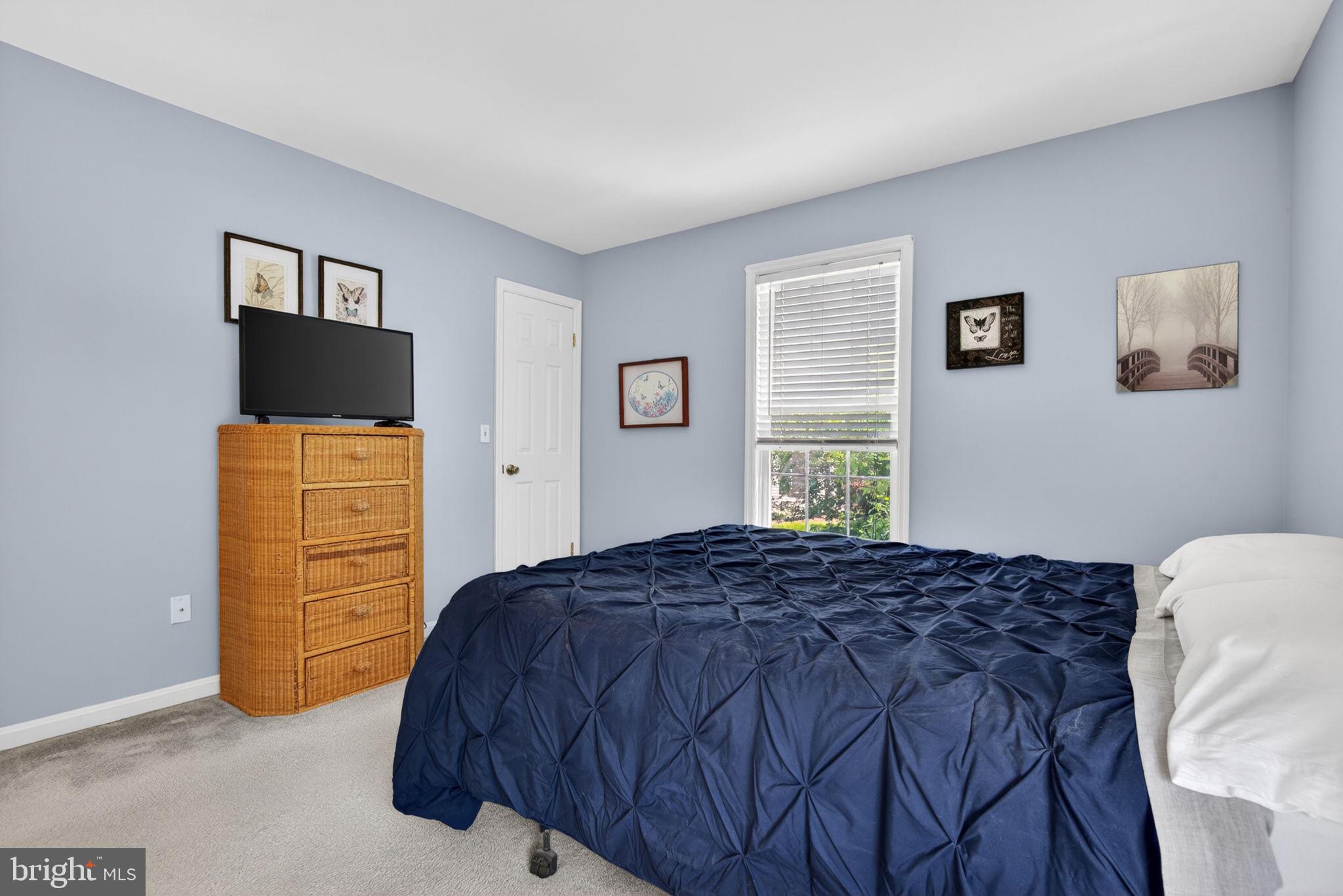 40 BATTENS CIRCLE
