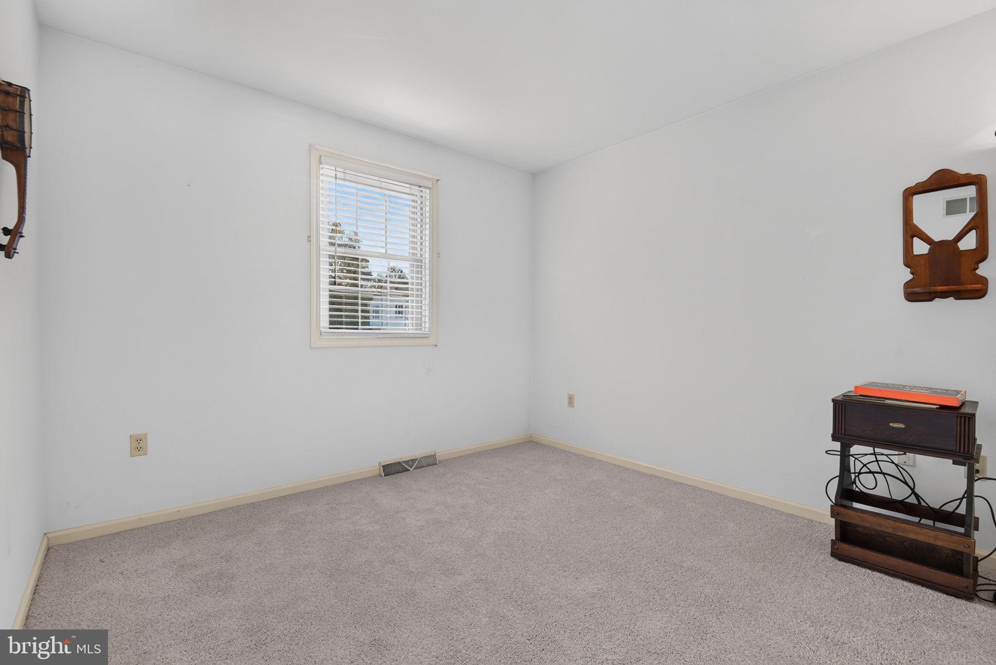 13 DIANE AVENUE